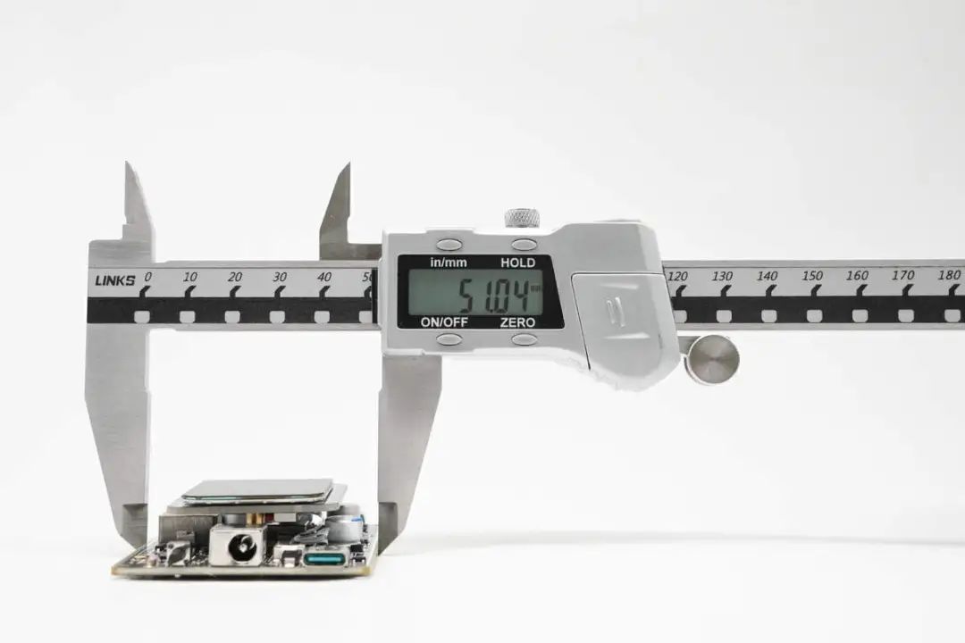 PowerPi 电派DC250ACC PD3.1协议转换器带屏幕快充模块