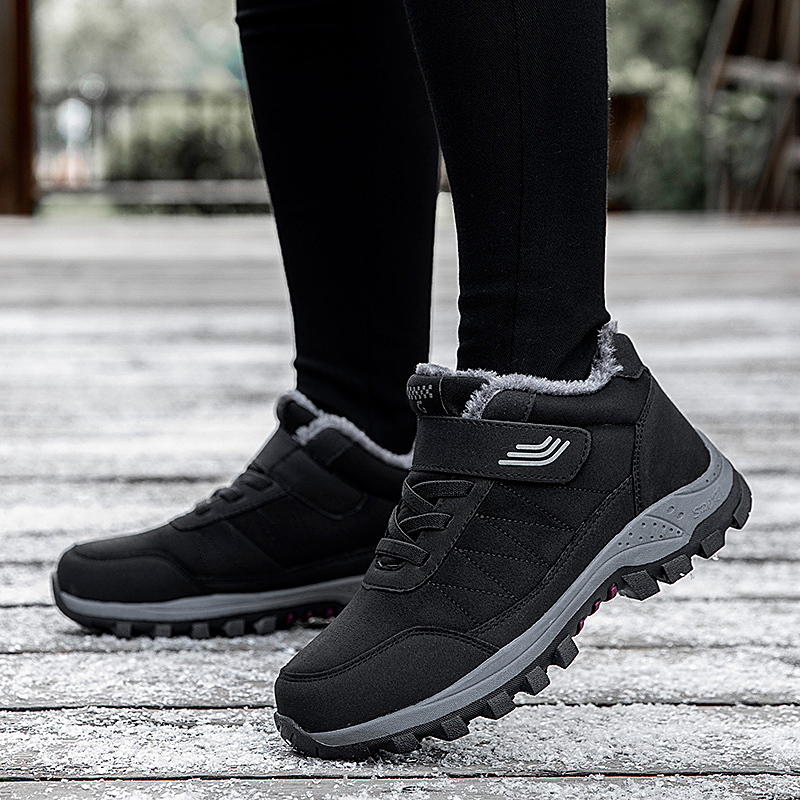 Pánska a dámska obuv