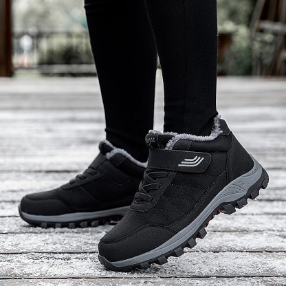 Pánska a dámska obuv