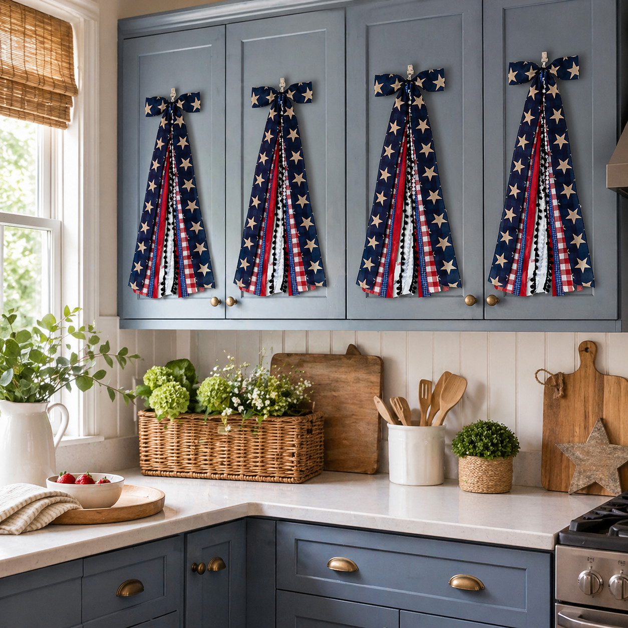 8-Ribbon Americana Star Bow with Metal Clip