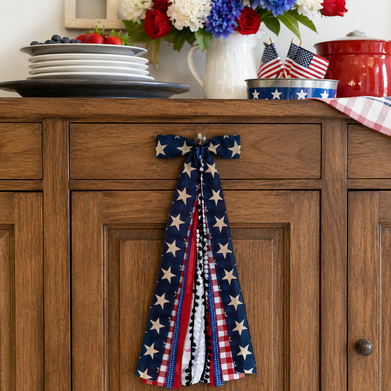 8-Ribbon Americana Star Bow with Metal Clip