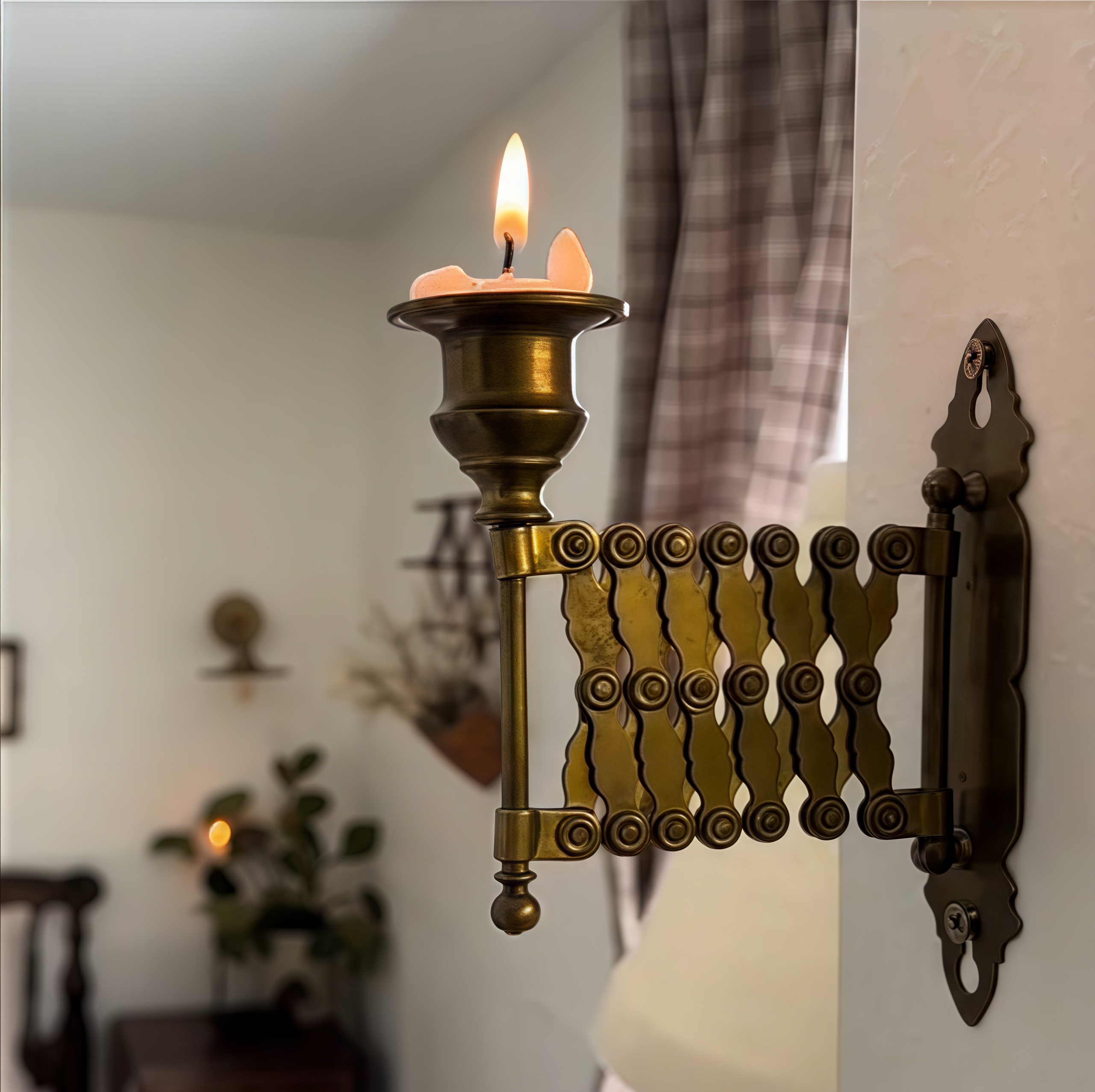 180° Rotatable Extending Wall-Mounted Candle Holder