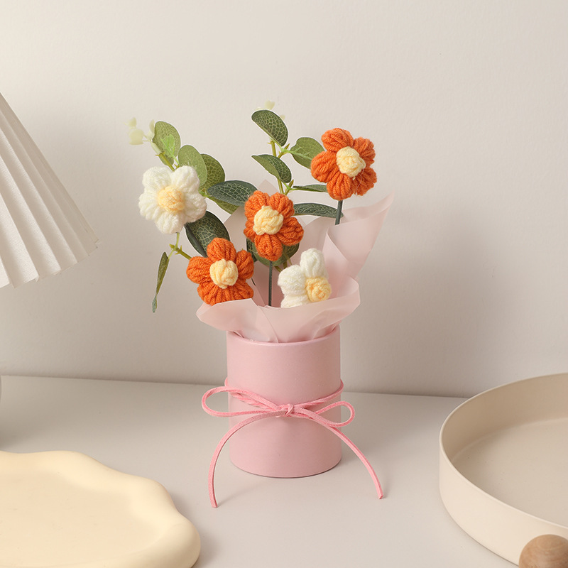 Handmade Knitted Crochet Daisy Bouquet with Pink Pot & Fairy Lights – Knitted Tabletop Gift Decor