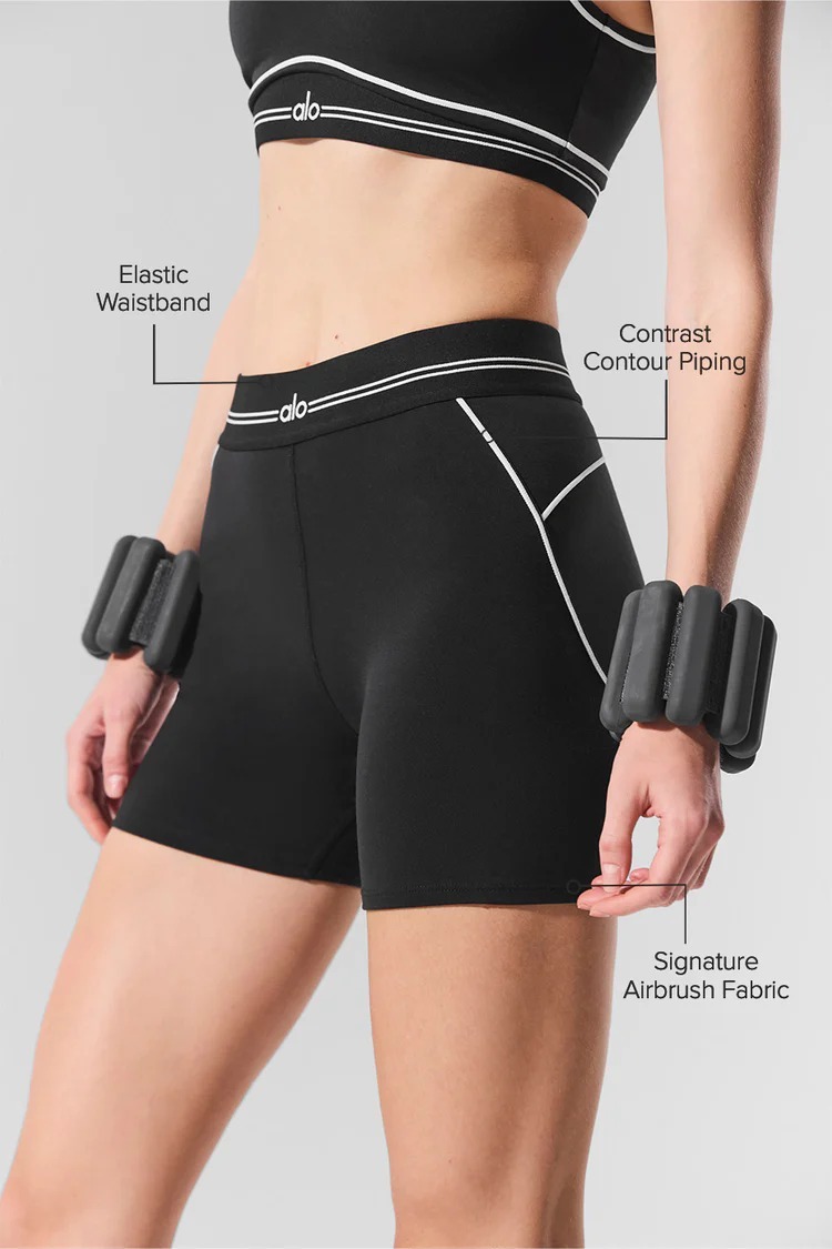 4" Airbrush Heart Throb Short