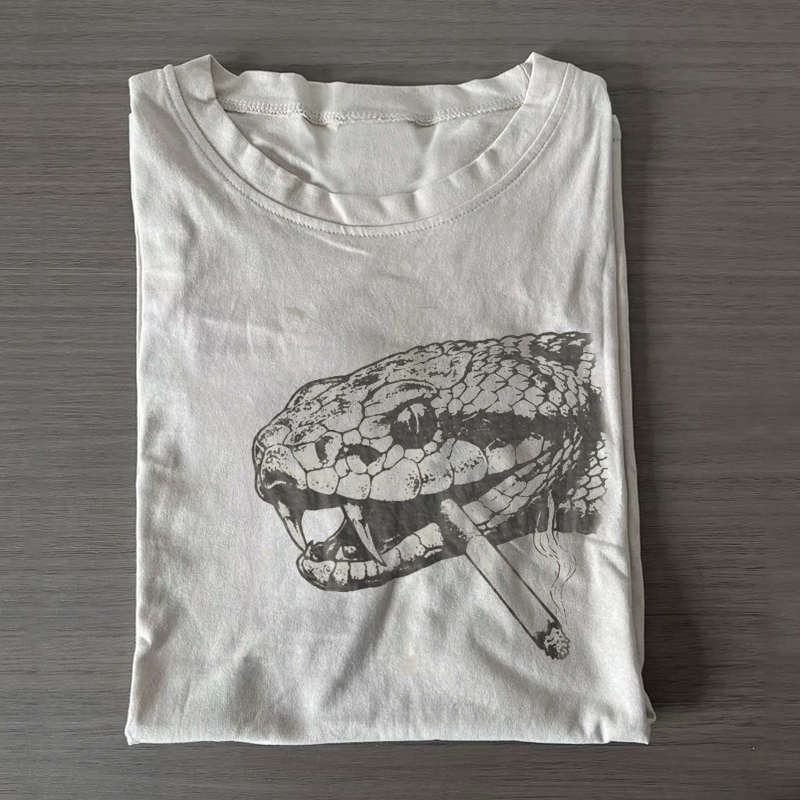 Snake Smoke Vintage 90s T-shirt