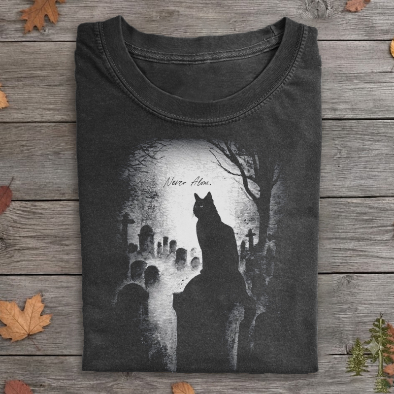 Black Cat Graveyard Halftone Halloween T-shirt