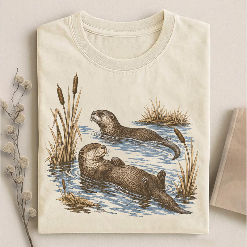 Vintage Otter T-shirt