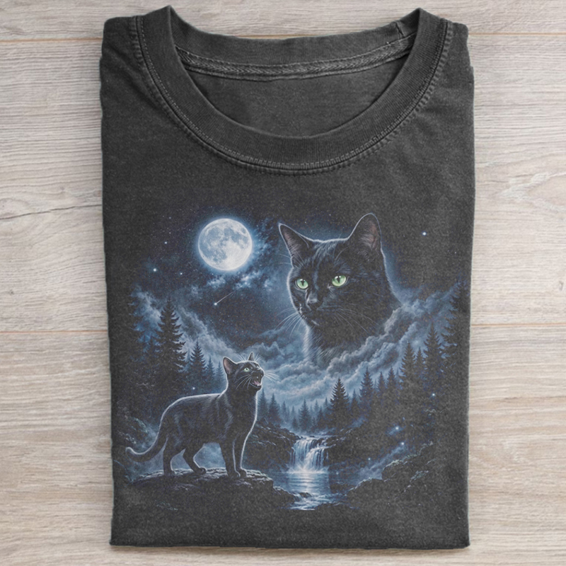 Black Cat Meowing to the Moon T-shirt