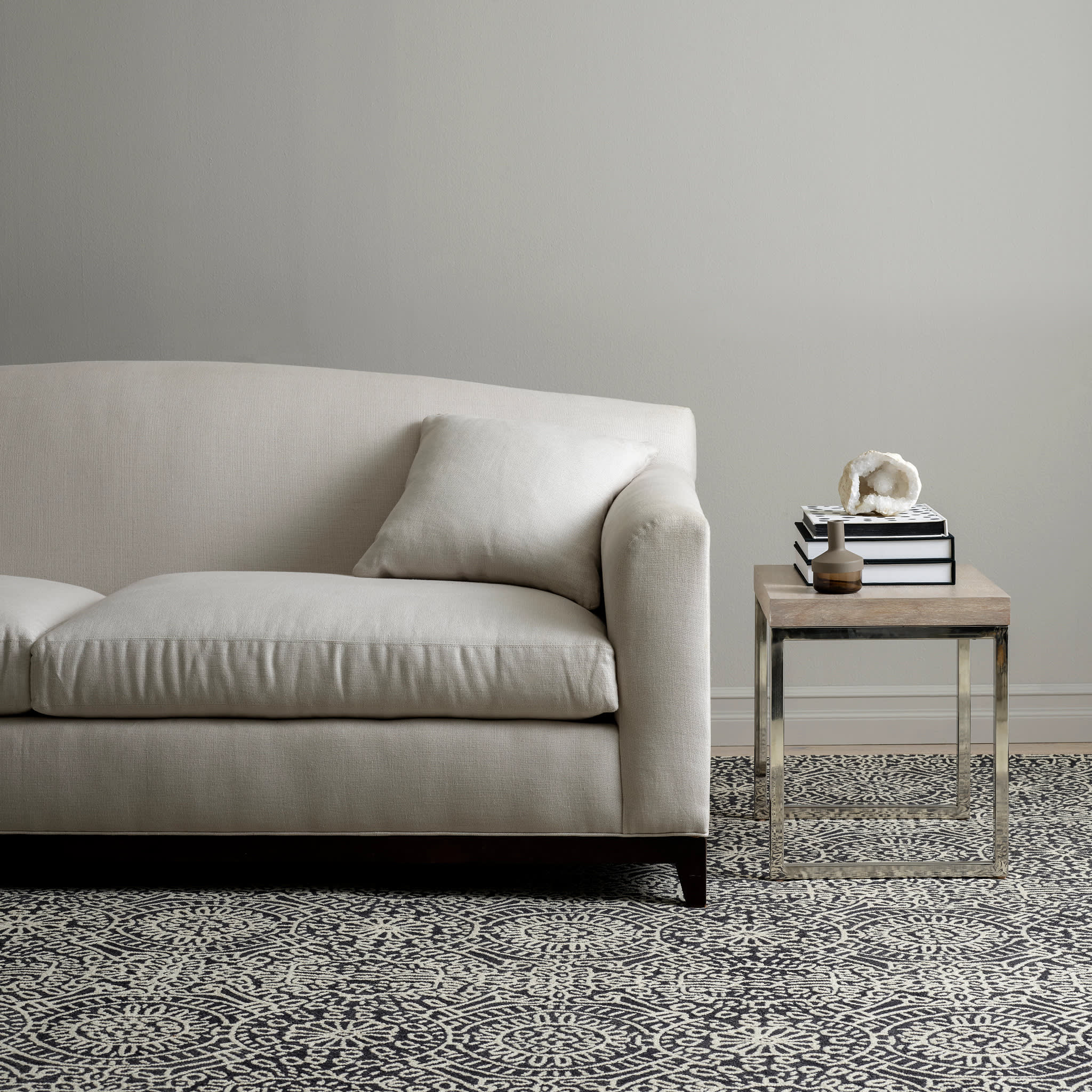 Temple Hand Micro Hooked Wool Rug | Charcoal