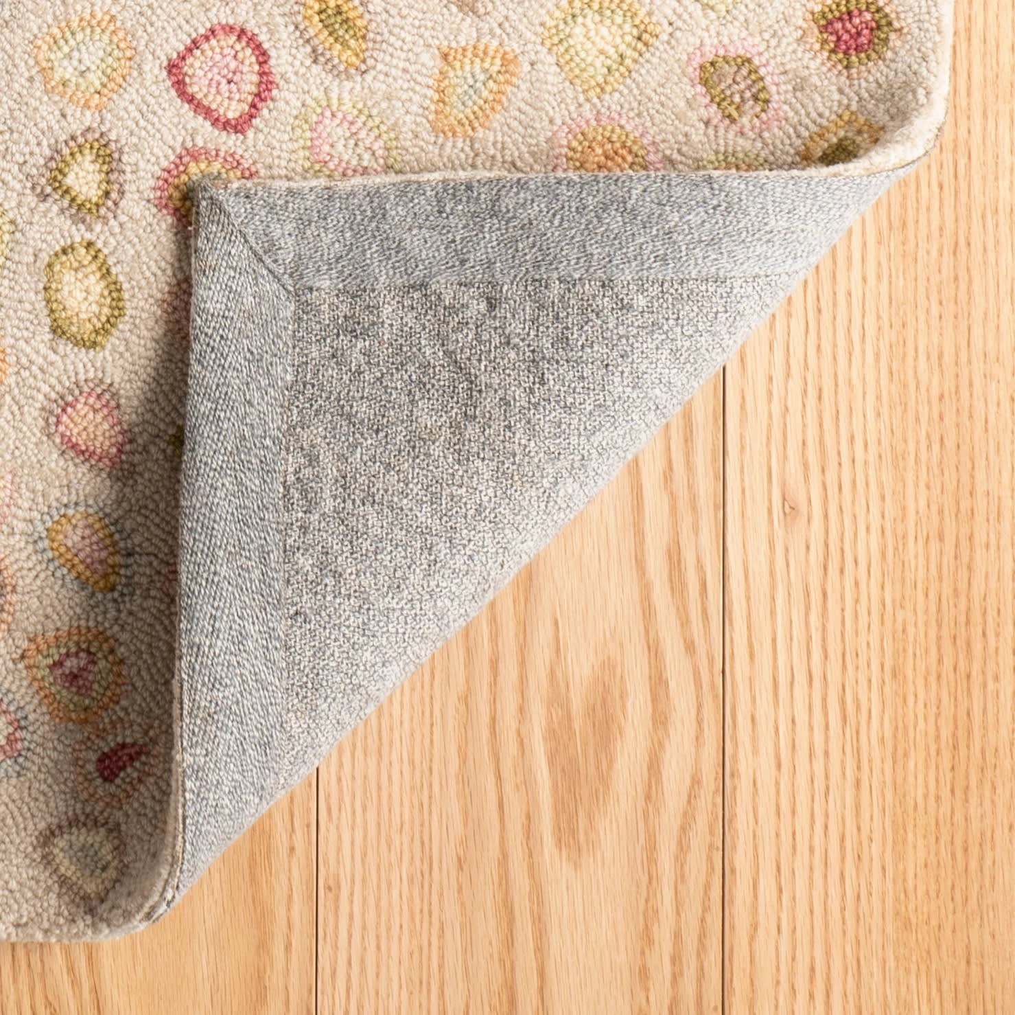 Cat's Paw Hand Micro Hooked Wool Rug | Pastel