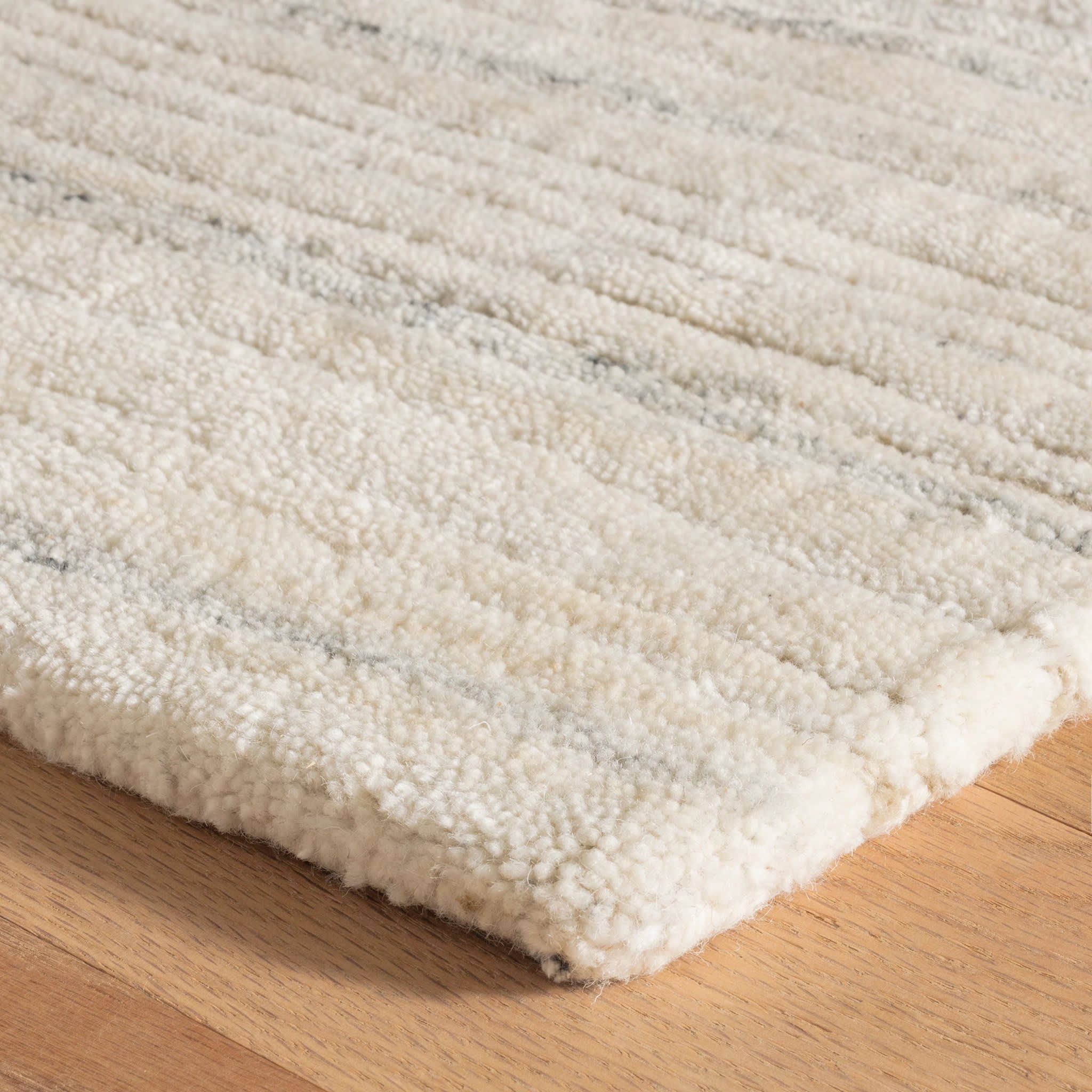 Avery Hand Tufted Wool Rug | Oatmeal
