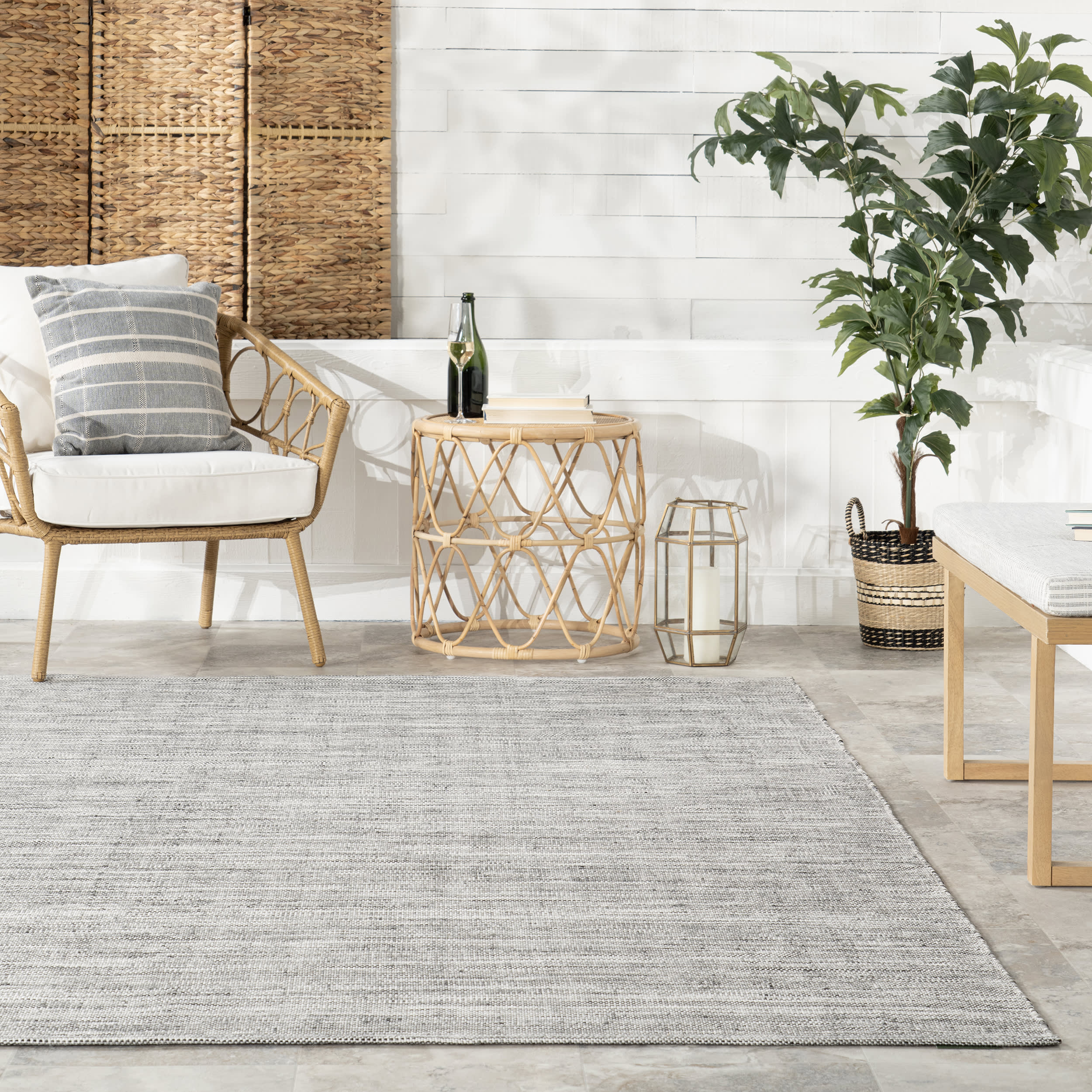 Solid Handwoven Indoor/Outdoor Rug | Grey
