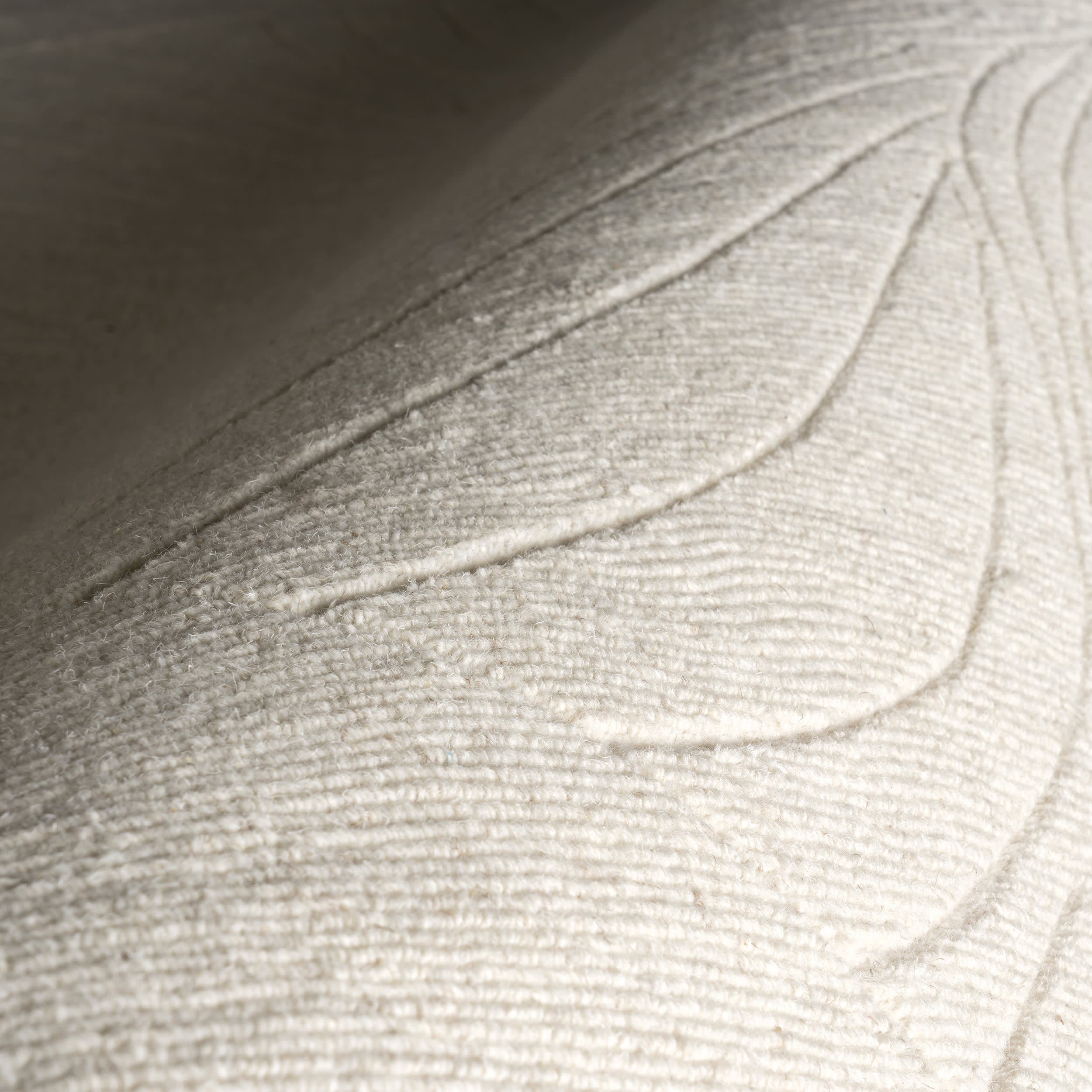 Stillpoint Radiating Pattern Wool Rug | Ivory