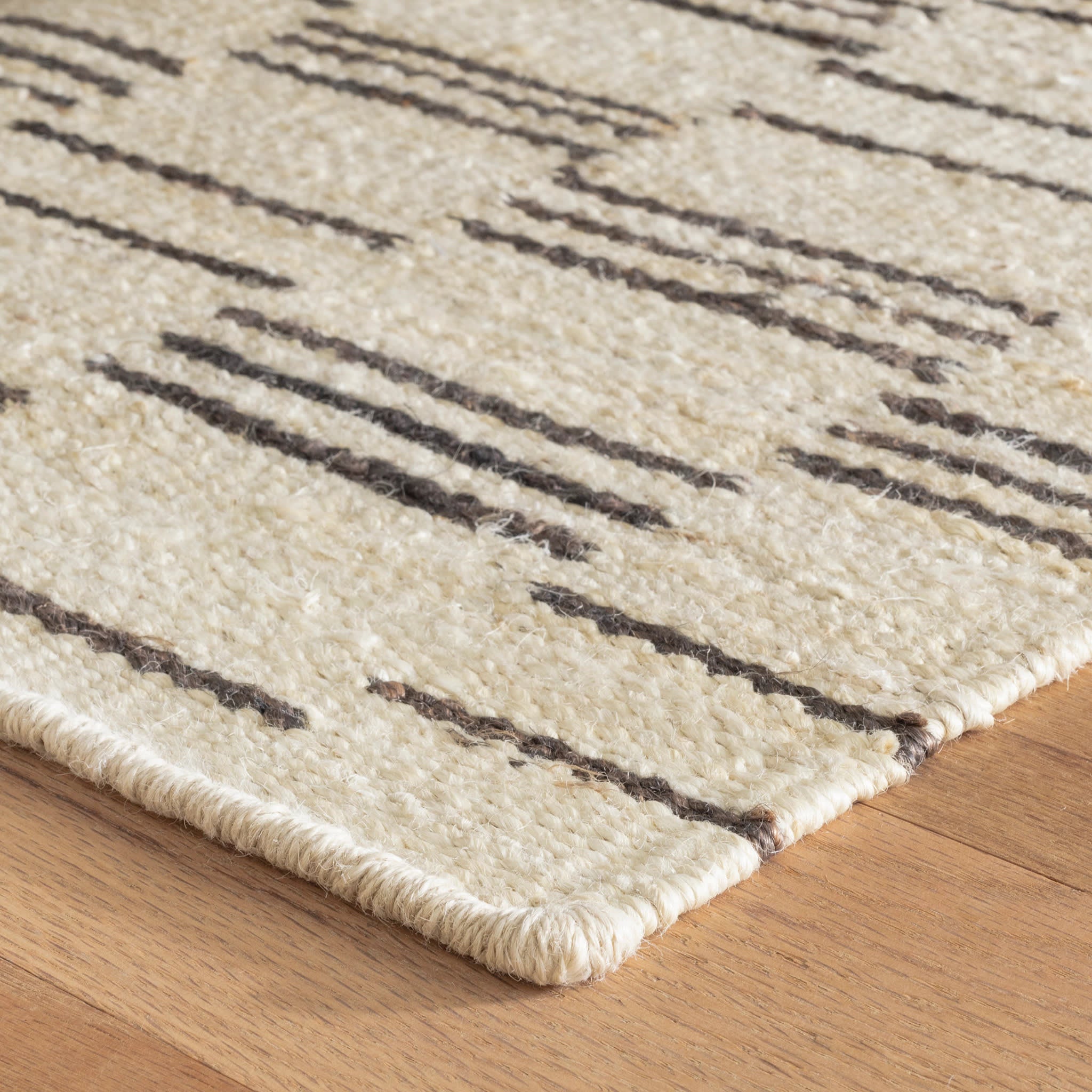 Leni Handwoven Jute Rug | Oatmeal