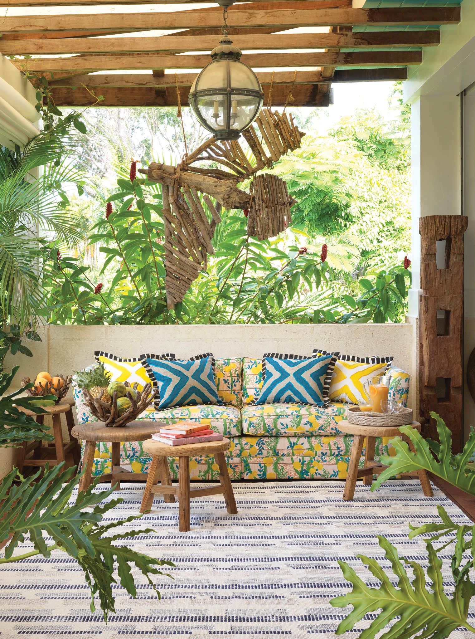 Tread Lightly Handwoven Cotton Rug | Navy