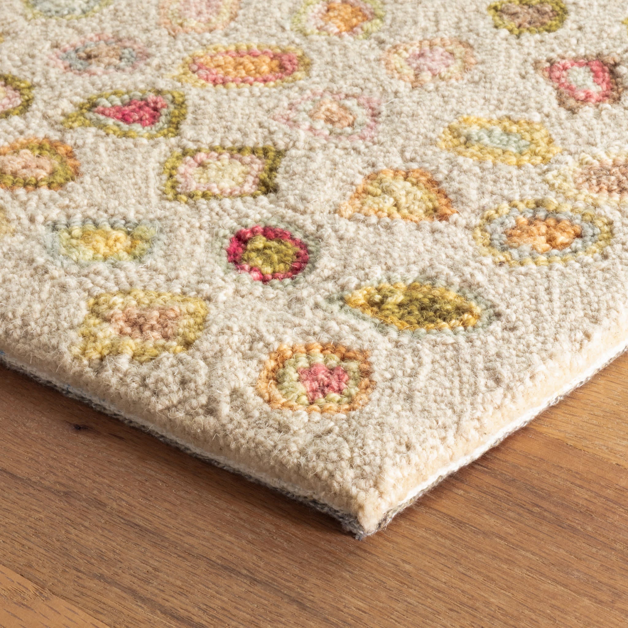 Cat's Paw Hand Micro Hooked Wool Rug | Pastel