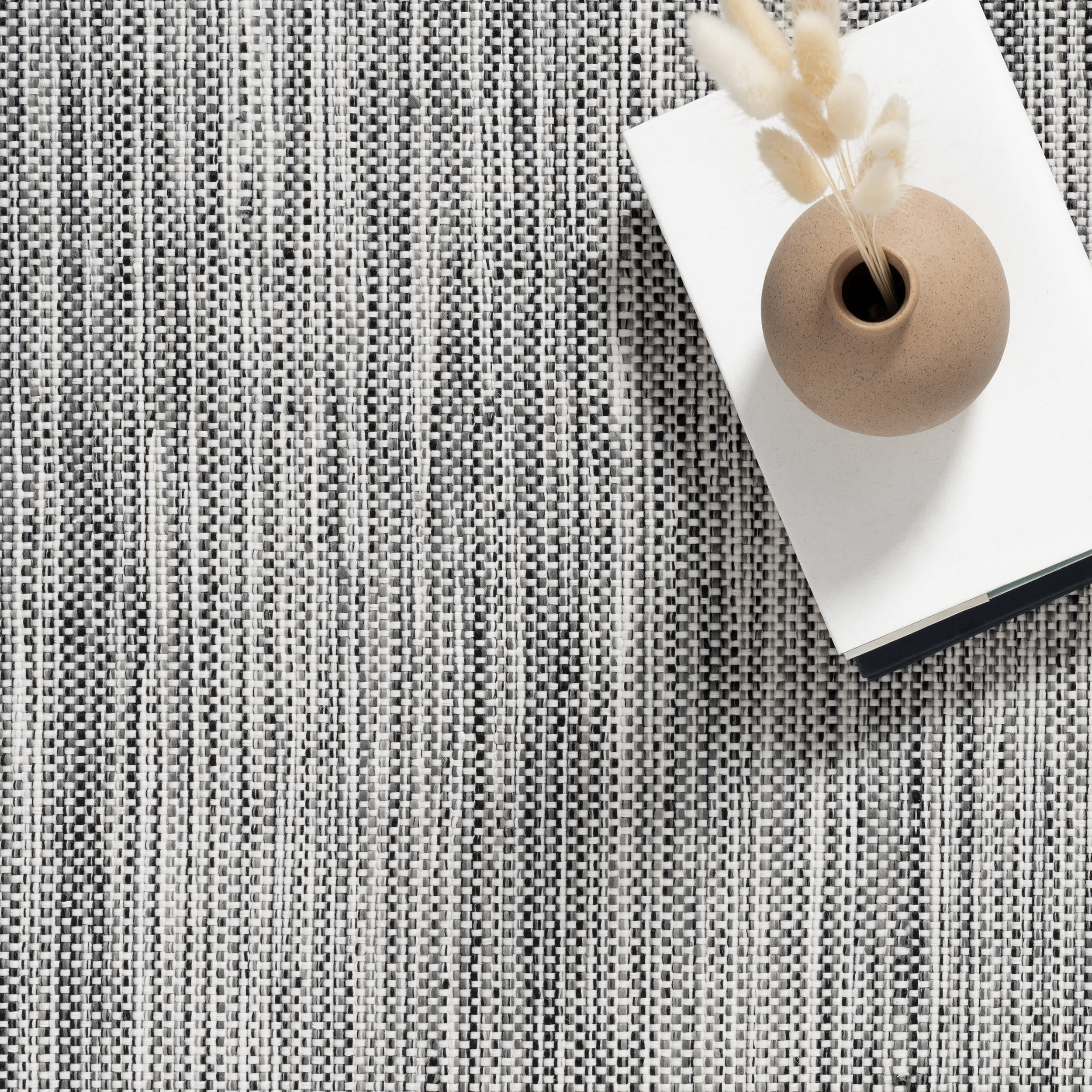 Solid Handwoven Indoor/Outdoor Rug | Grey