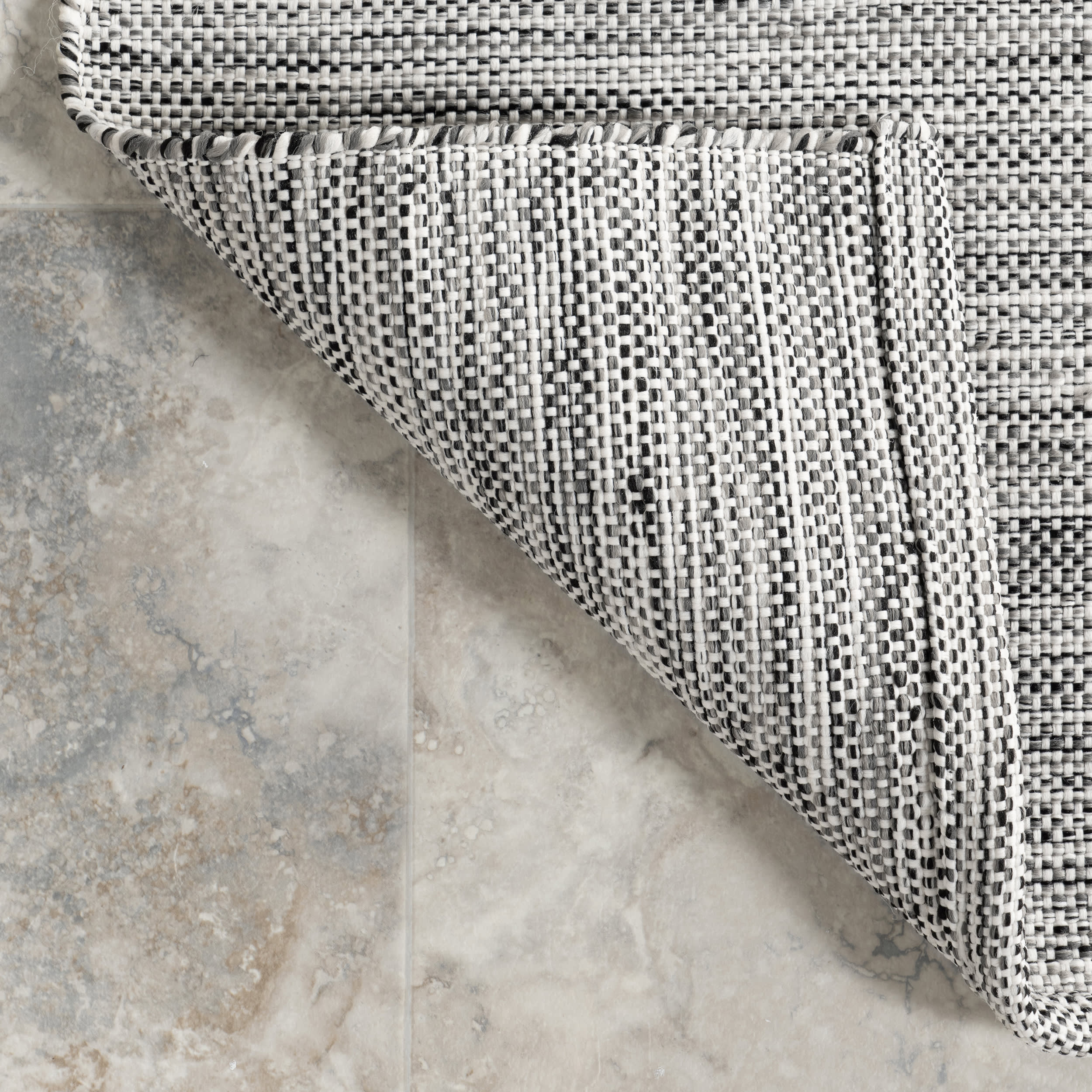 Solid Handwoven Indoor/Outdoor Rug | Grey