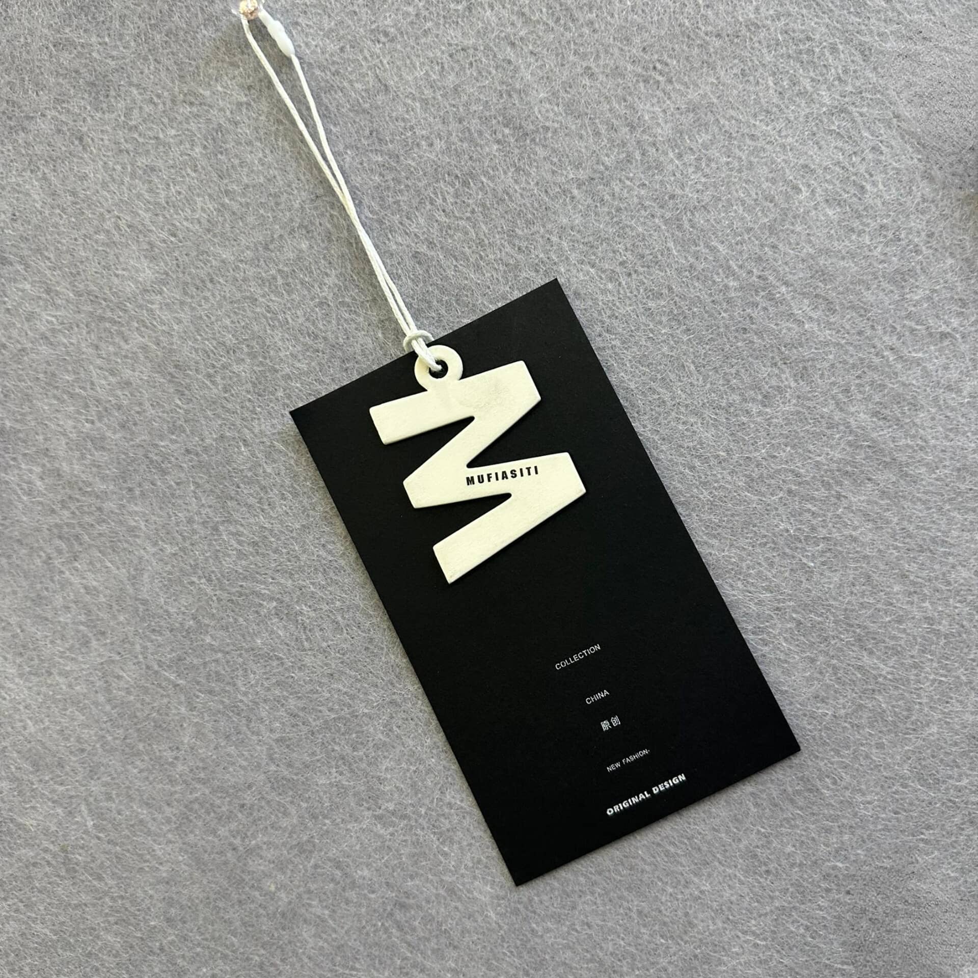 White Paper Hang Tag Strings Set