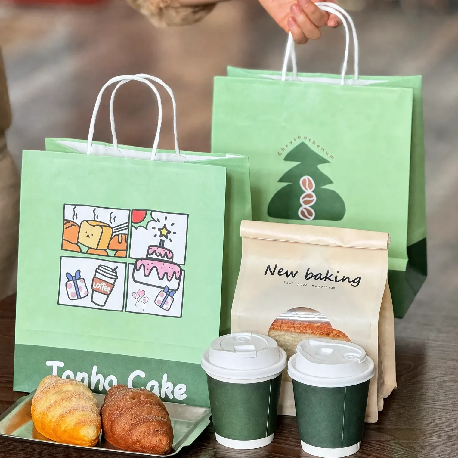 Custom White Kraft Paper Shopping Bag