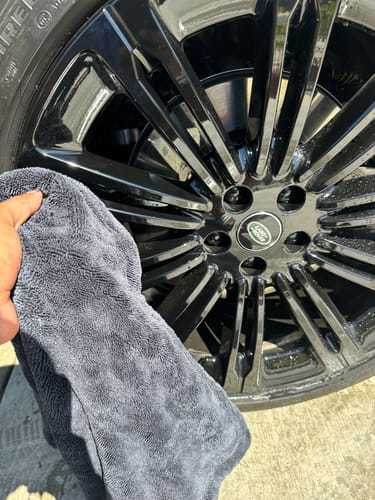 ✨ Microfiber Car Drying Towel