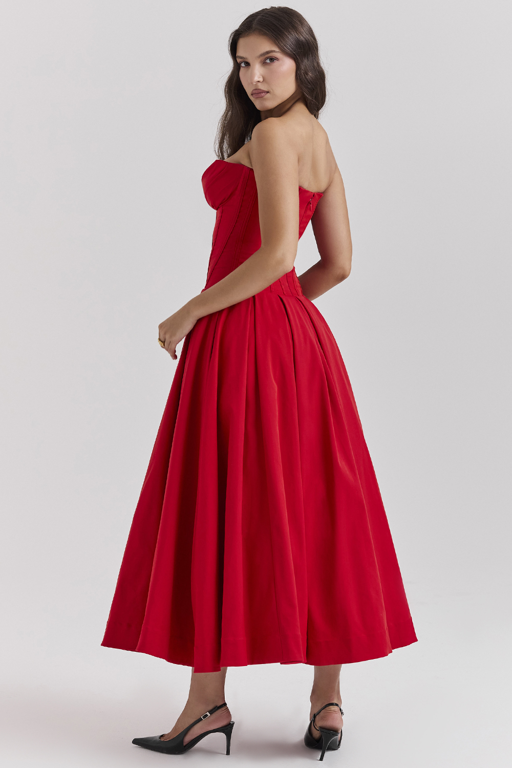 Evelyn Solid Strapless Sweetheart Neck Midi Dress