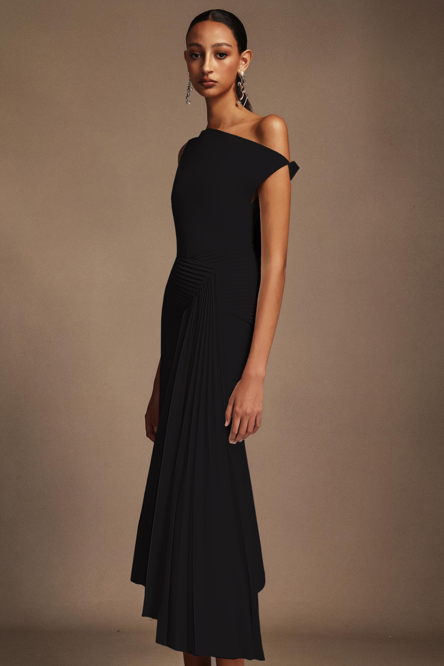 Ellen Oblique Shoulder Sleeveless Folds Midi Dress