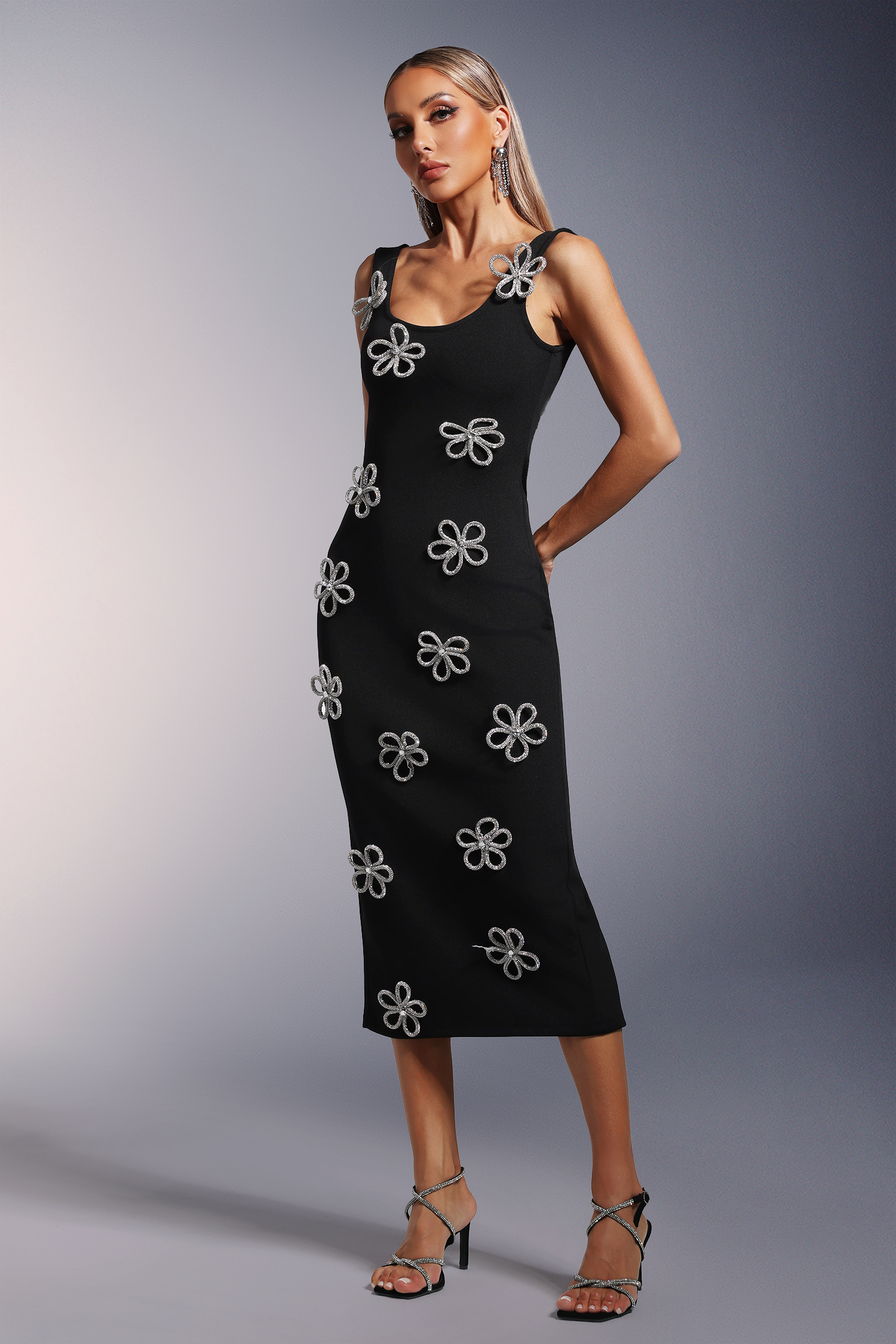Gladis Sleeveless Diamond Flowers Bandage Midi Dress