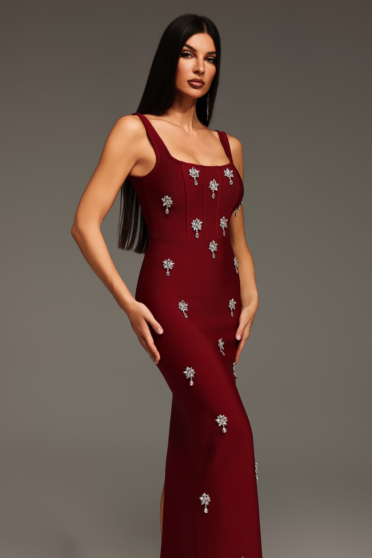 Muriel Sleeveless Diamond Bandage Maxi Dress