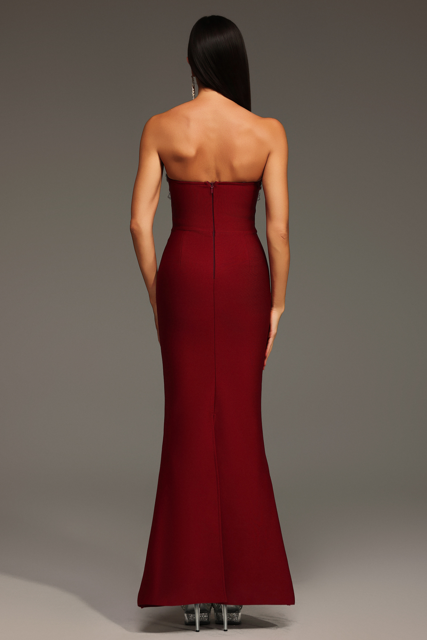 Katina Sleeveless Diamond Bandage Maxi Dress