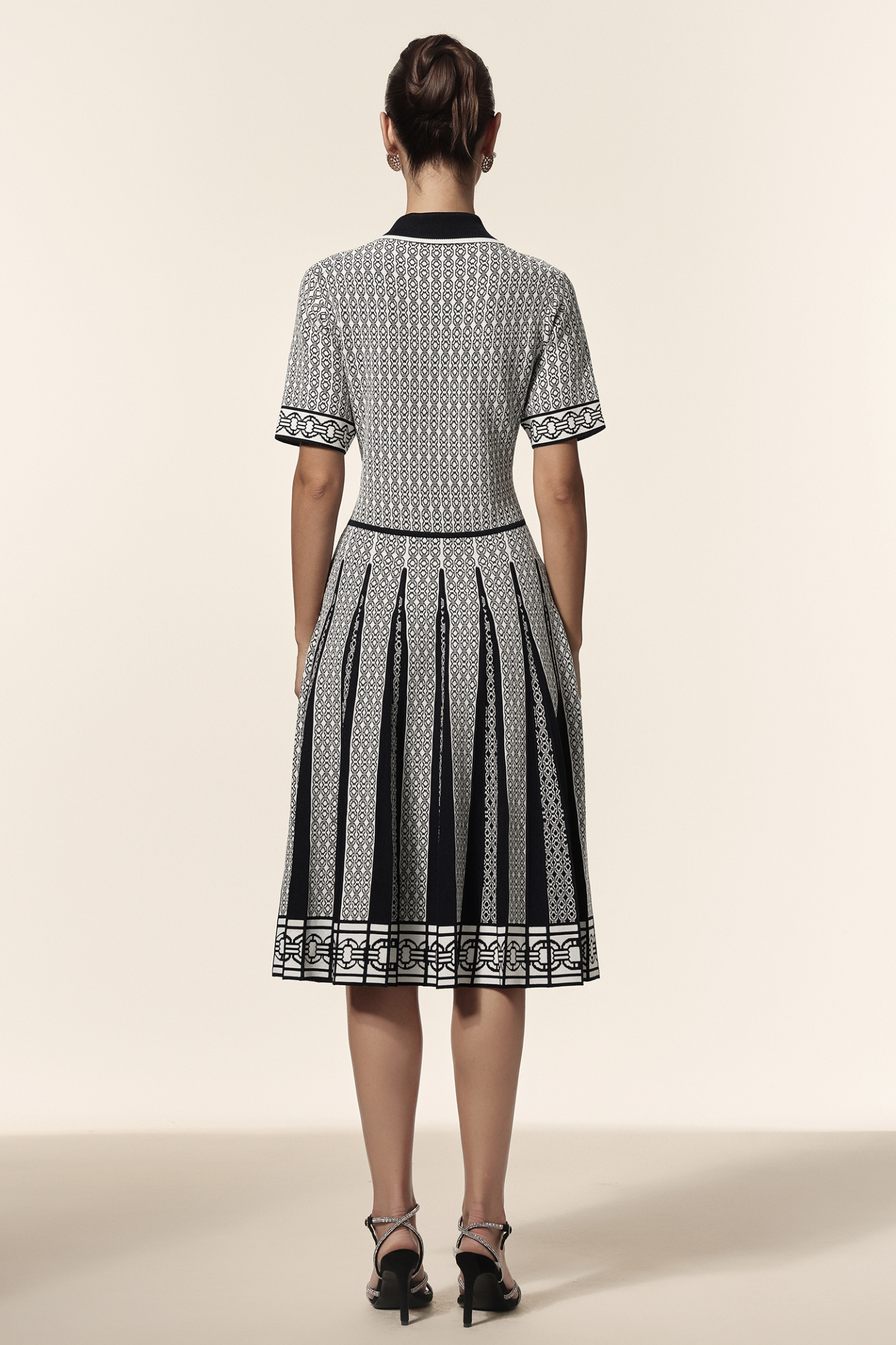 Julia Lapel Short Sleeves Jacquard Folds Mini Dress