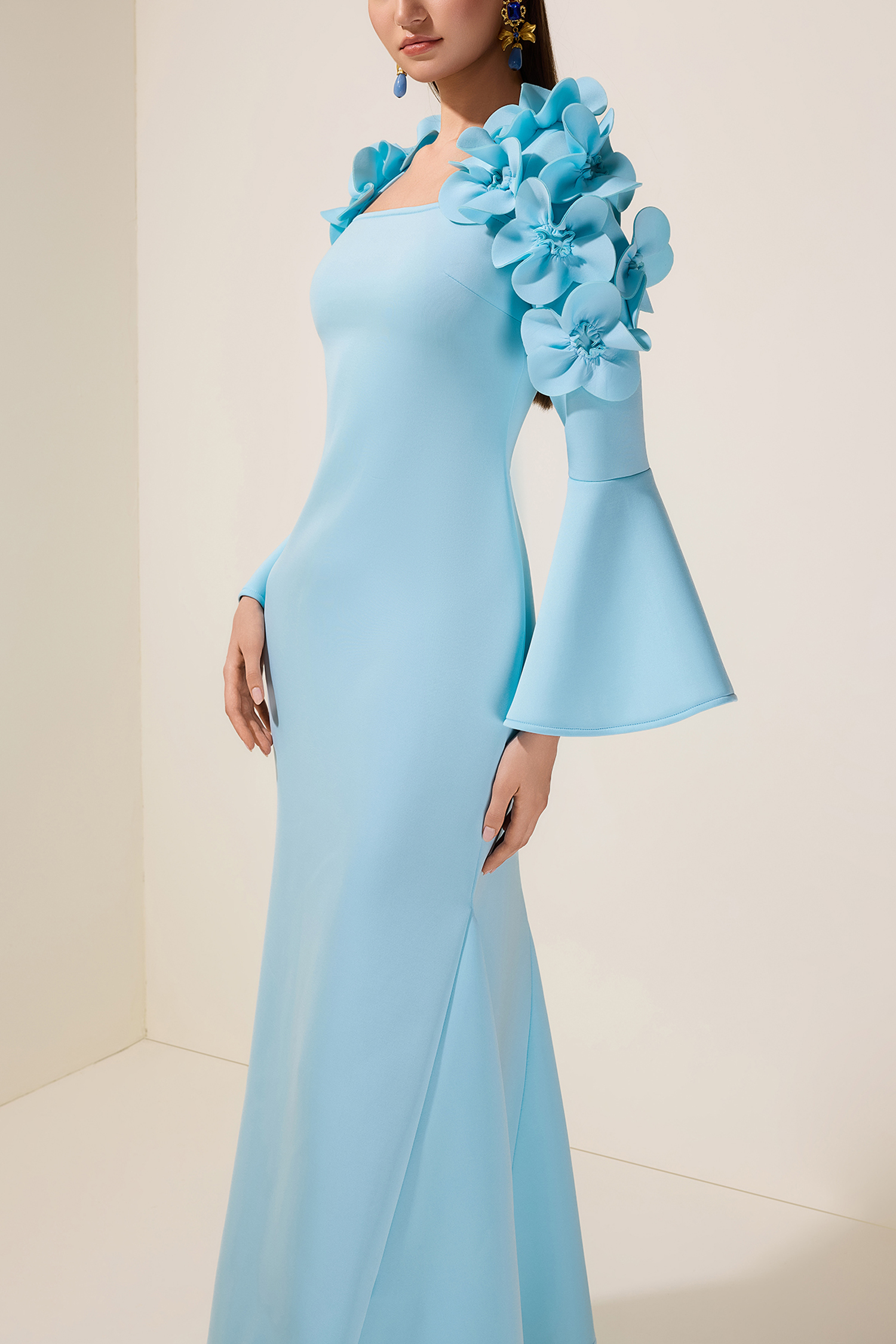 Patty 3D Flower Square Collar Bell Sleeve Maxi Dress