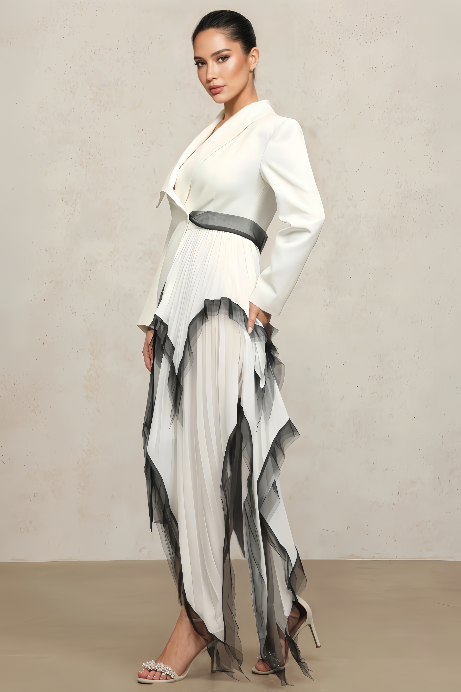 Evangeline Long Sleeves Folds Maxi Dress