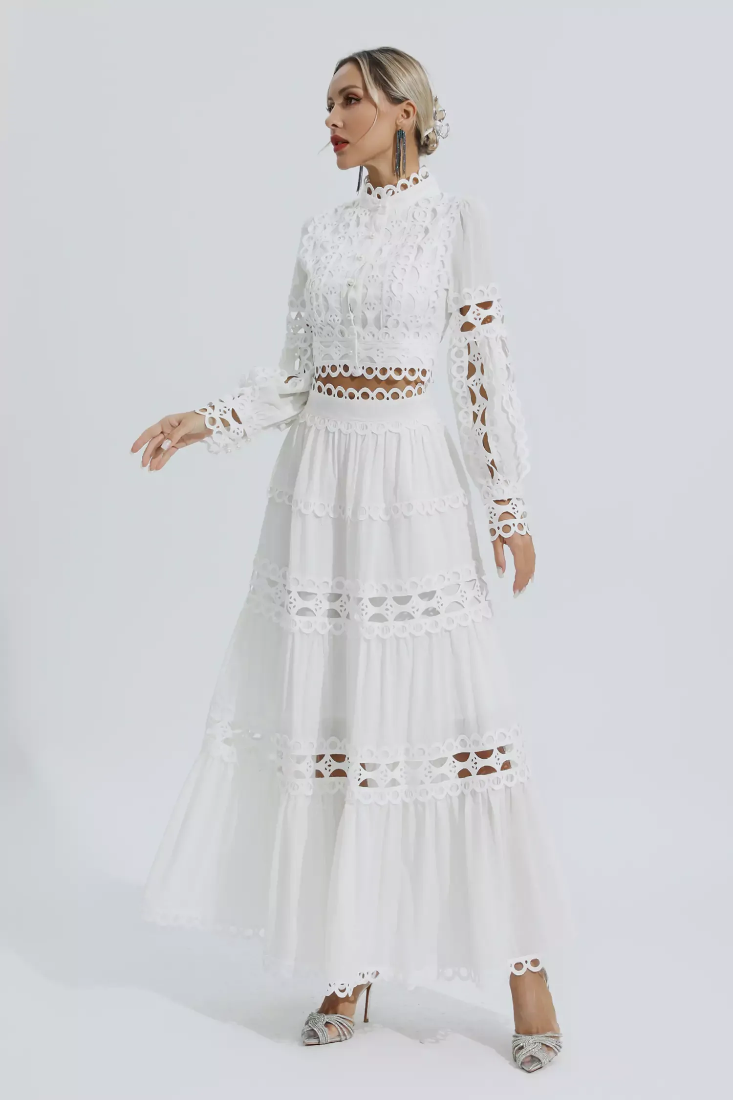 Katerina White Lace Hollow Set