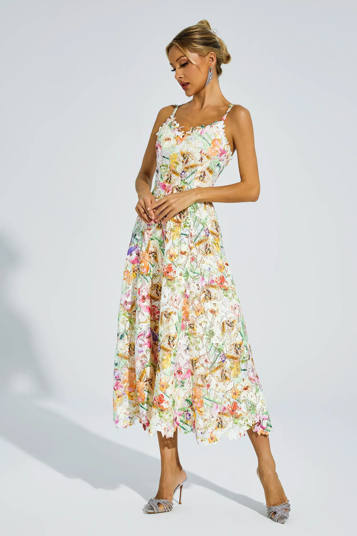 Kathy Floral Embroider Midi Dress