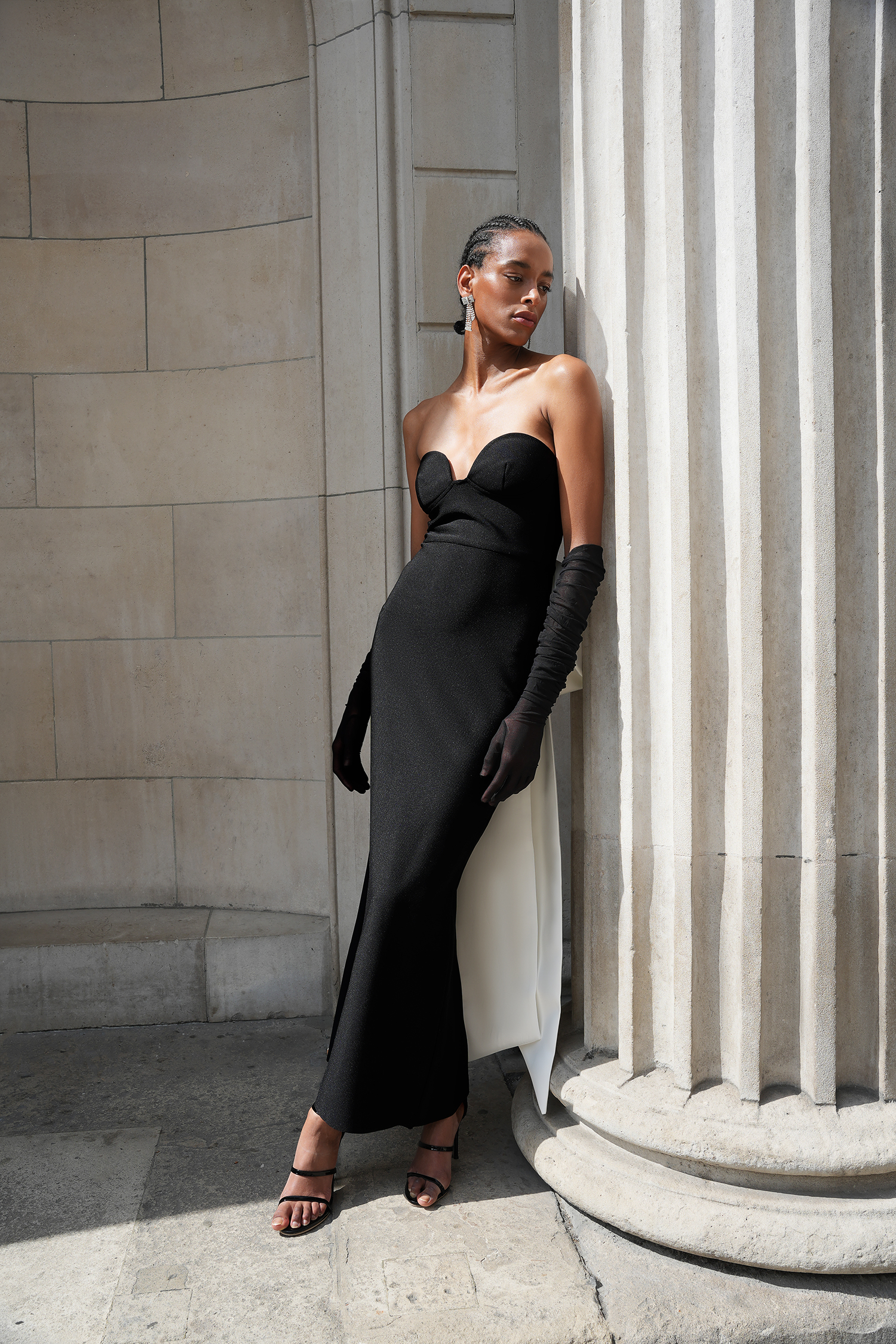 Iris Sleeveless Bow Bandage Maxi Dress