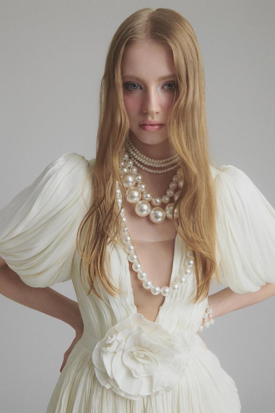 Linda 3D Flower Pleated Puff Sleeve Mini Dress