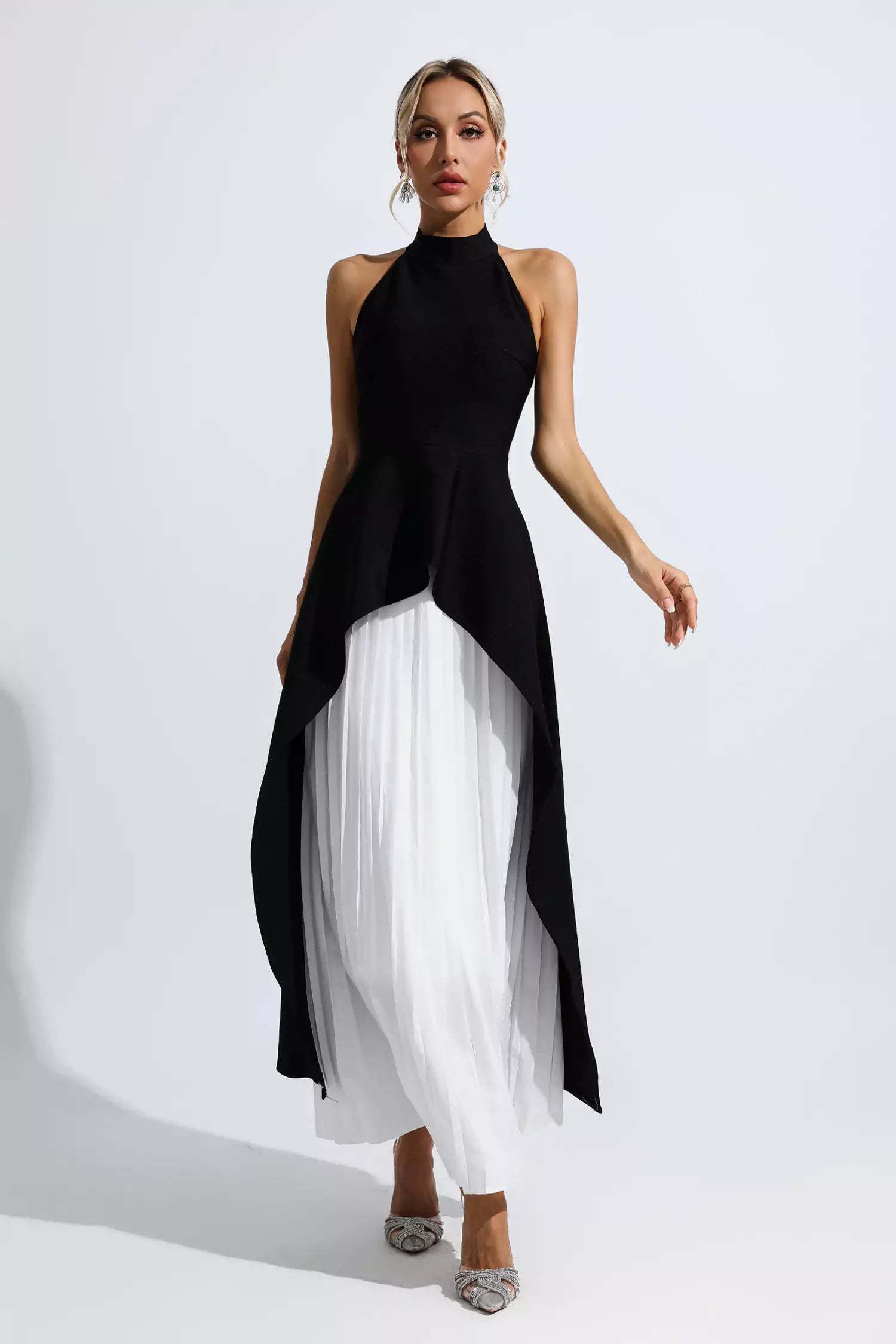 Myrna Black White Irregular Set