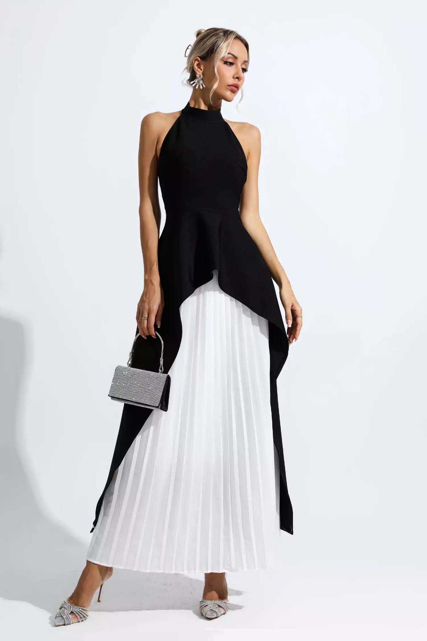 Myrna Black White Irregular Set