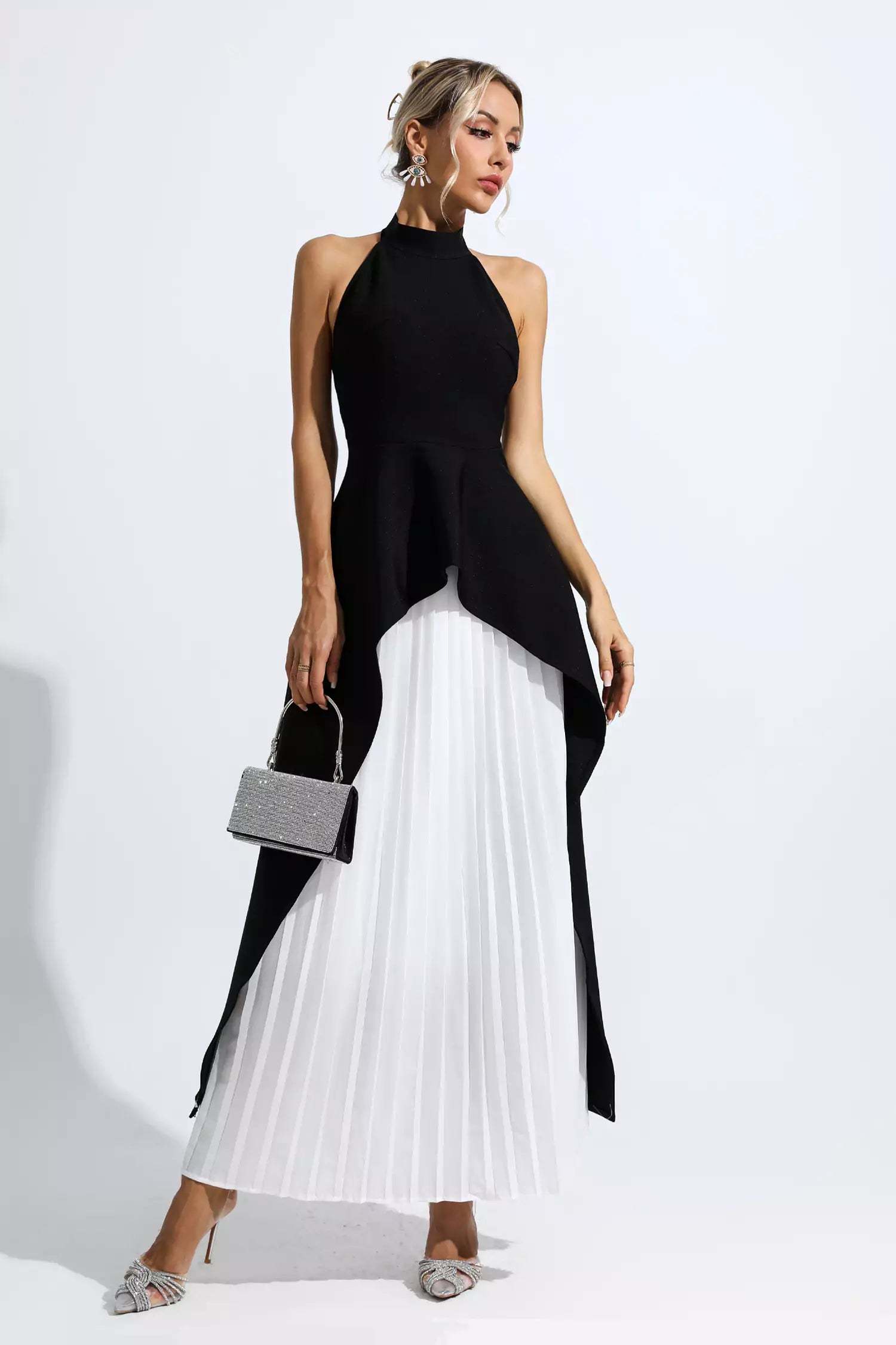 Myrna Black White Irregular Set