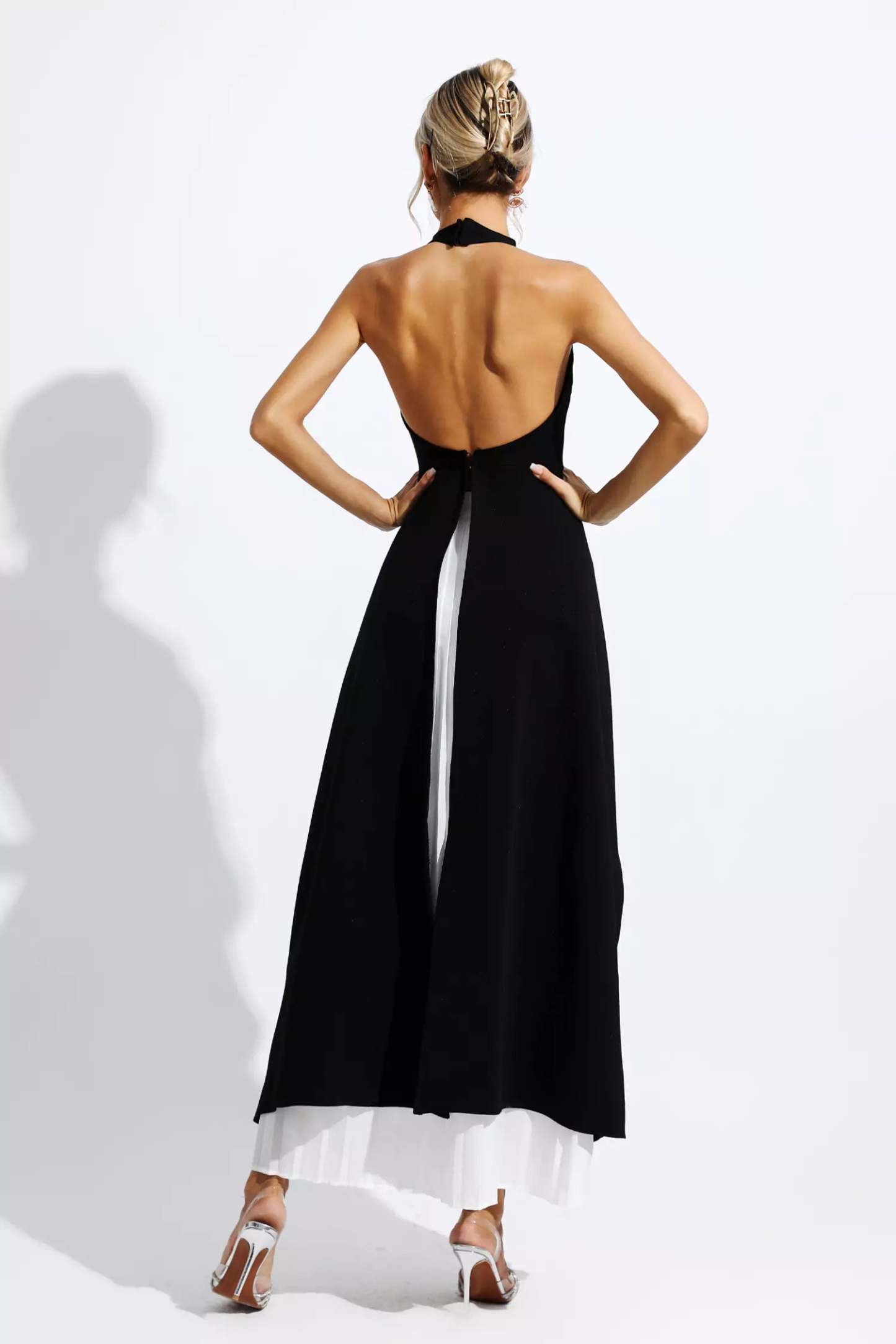 Myrna Black White Irregular Set