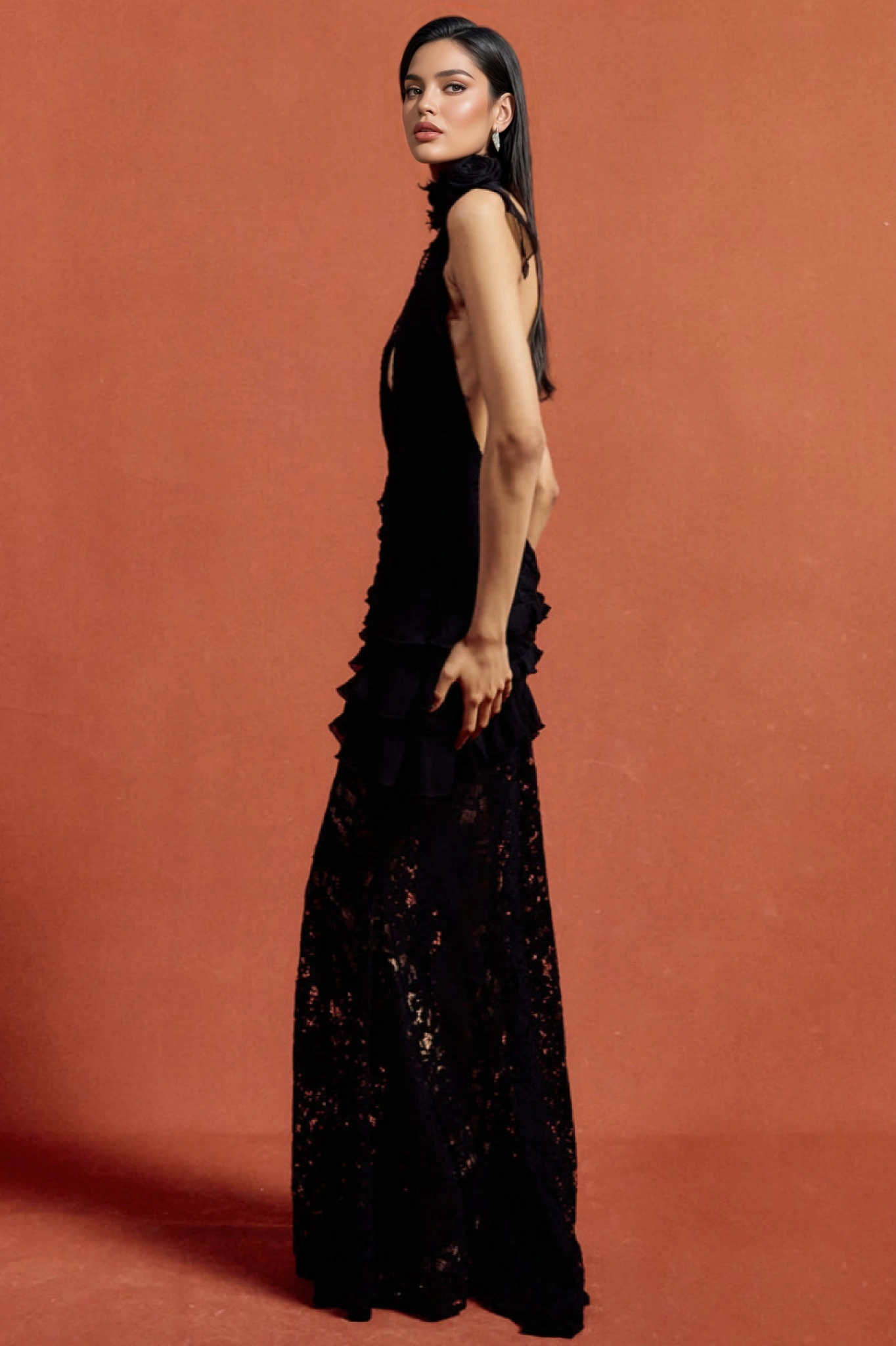 Gwyneth Lace Halter-Neck Maxi Dress