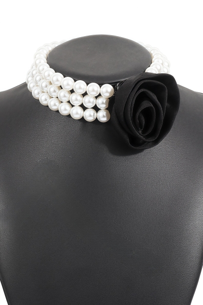 Darby Rosette Pearl Necklace