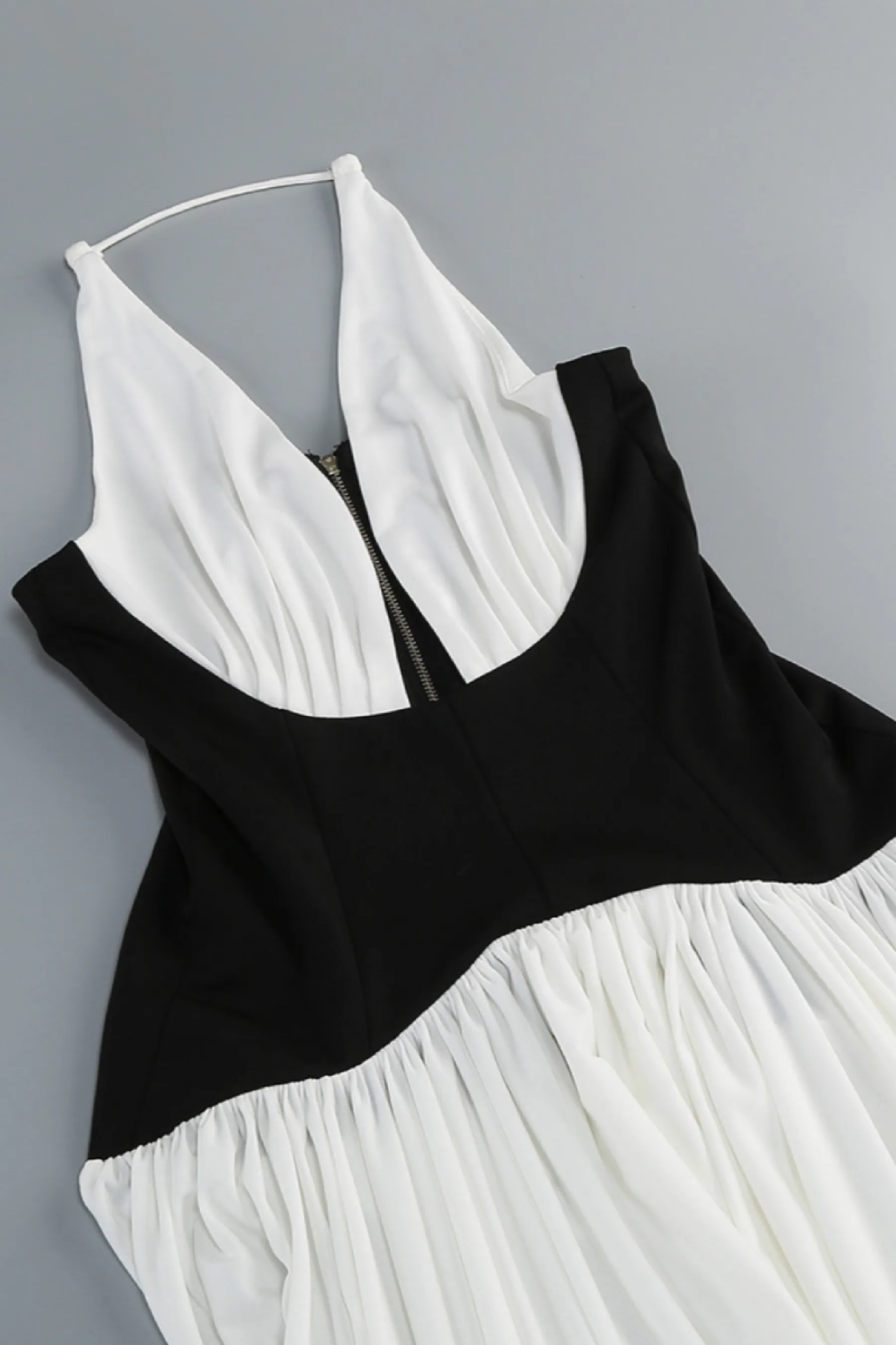 Ivanna Off-Shoulder Backless Maxi Dress