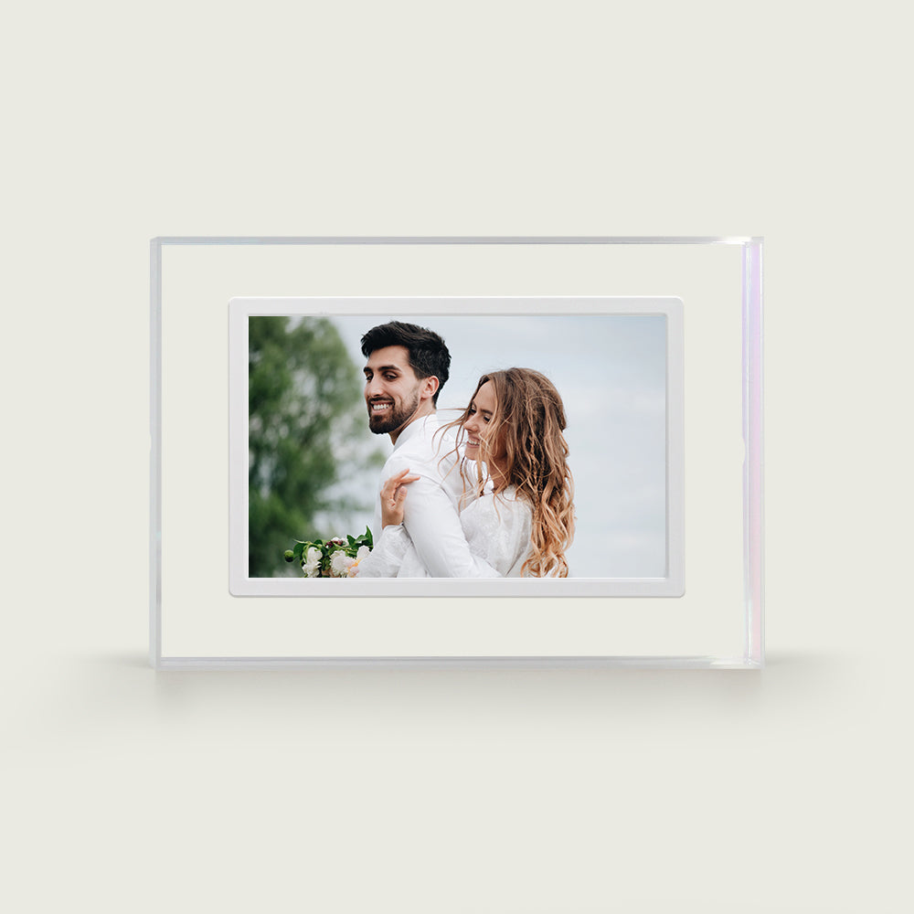 Pinpin 2.0 Purple Acrylic Digital Frame