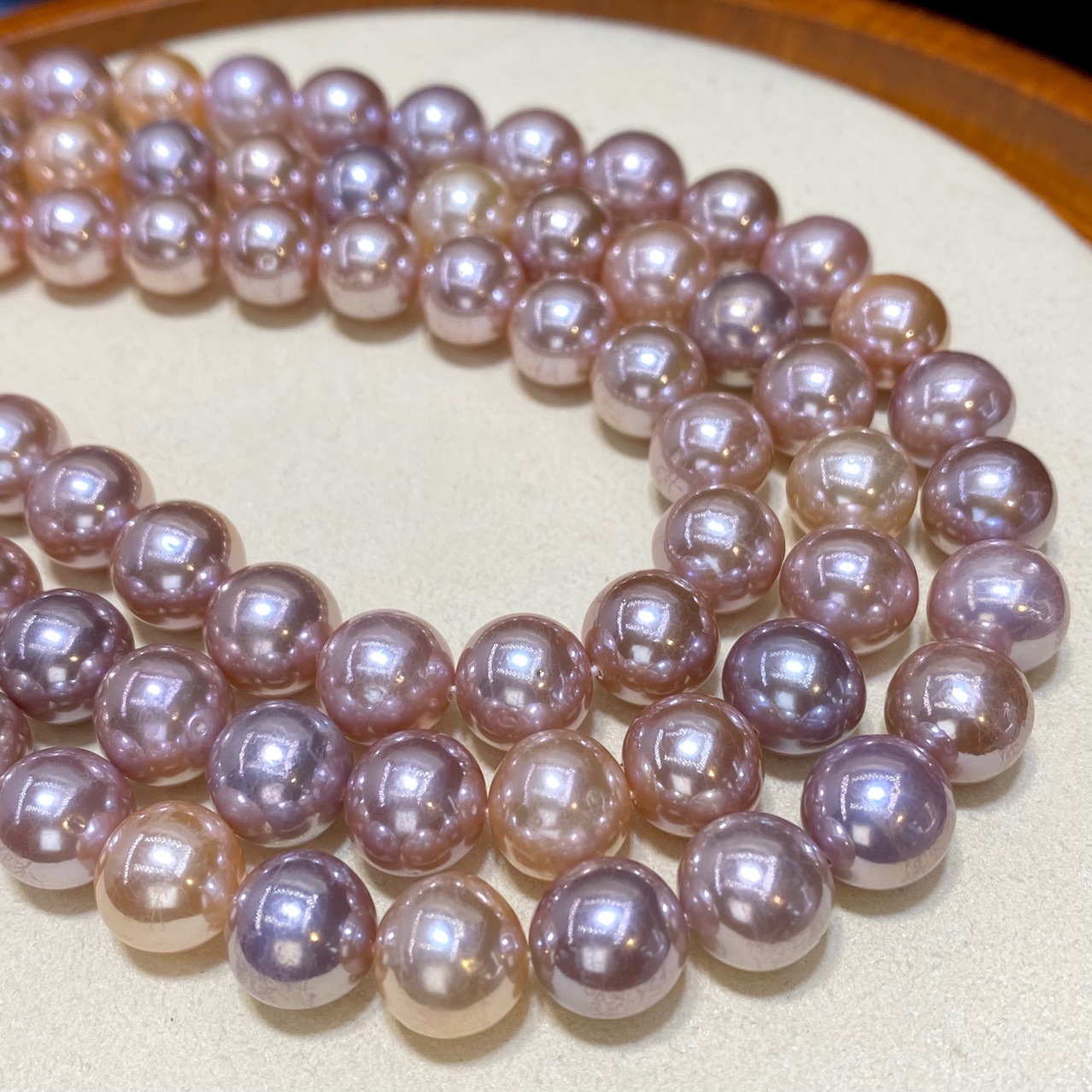 9.5-10.5mm High Gloss Colored Japanese Pearl Necklace - AAA Quality