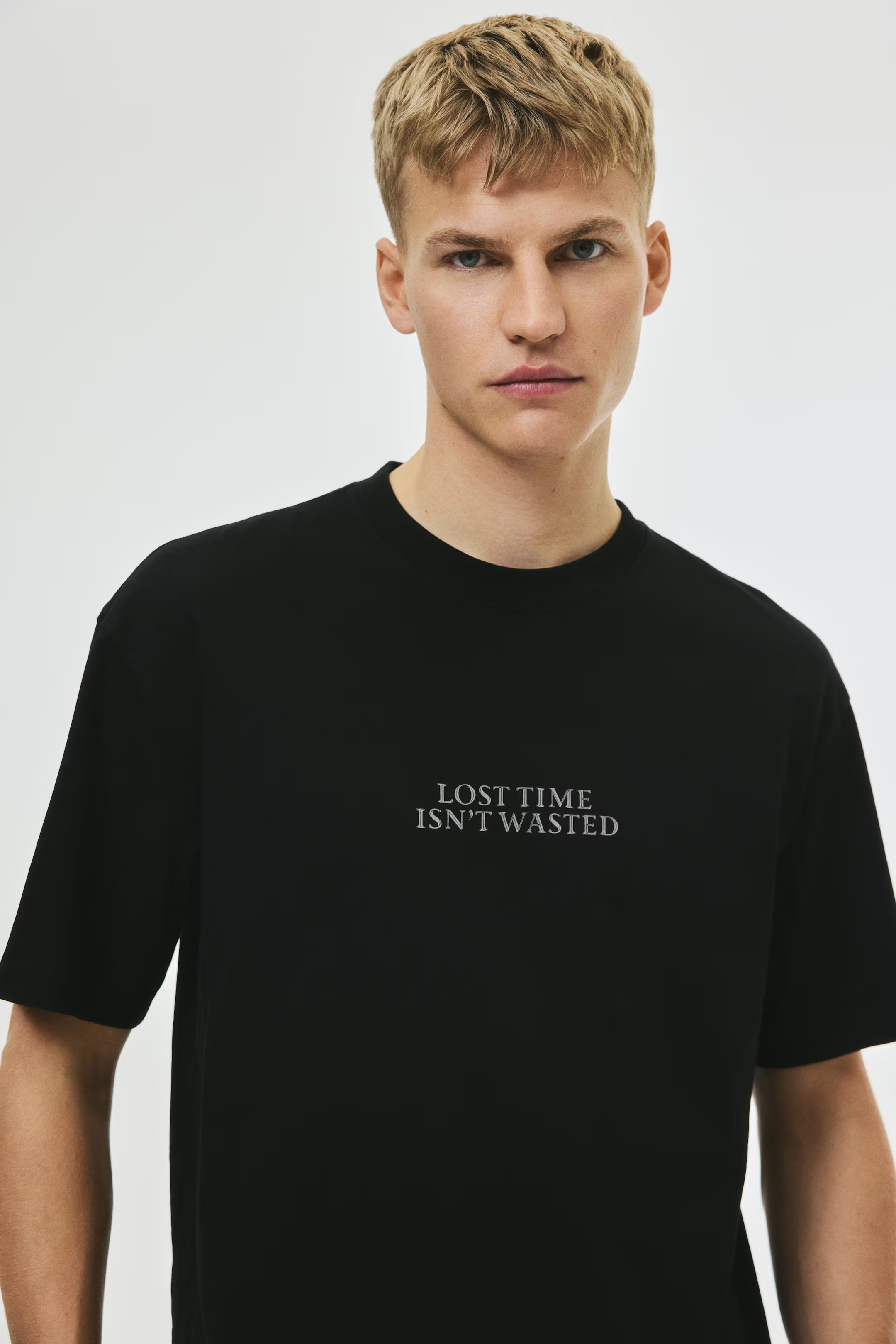 Nyomott mintás póló Loose Fit