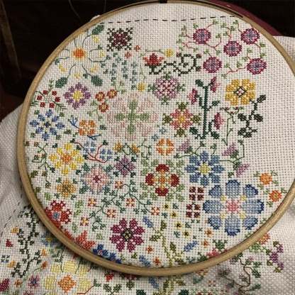 🌸Bloom a Day Cross Stitch Set