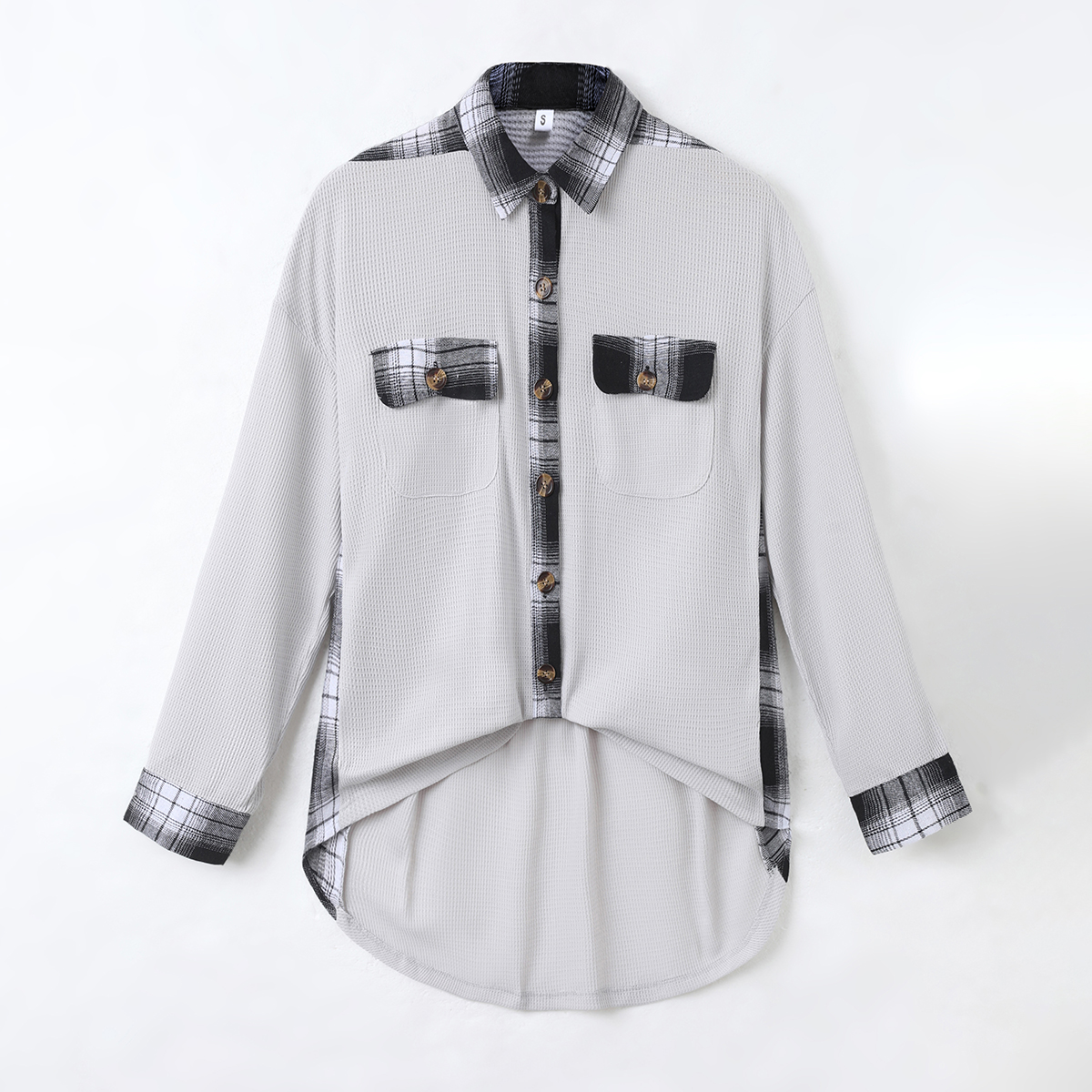 Women's plaid patchwork casual jacket, versatile and fashionable.