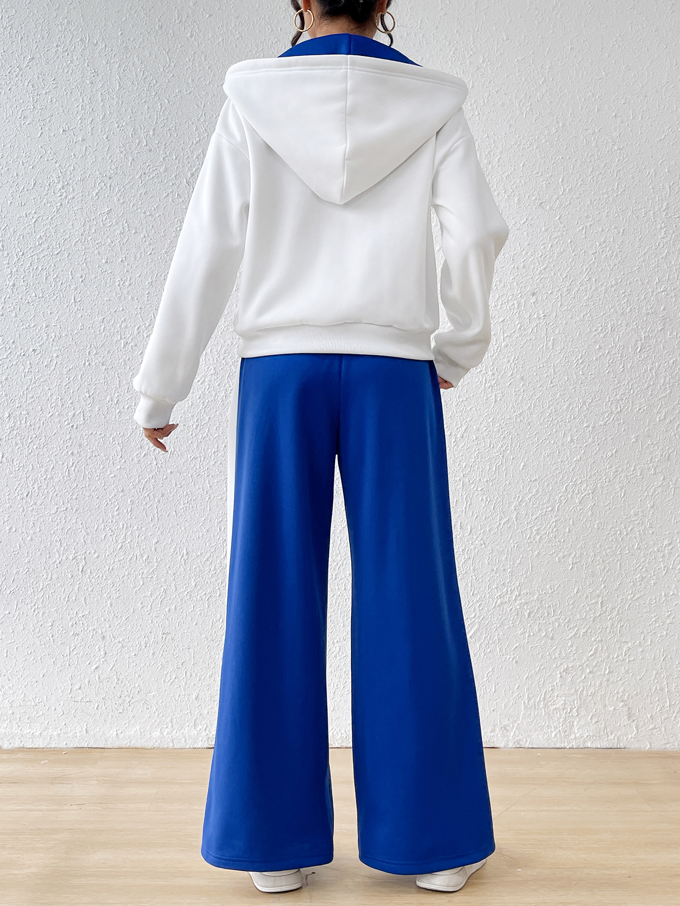 lgy42 Women's white hoodie and blue pants fashion suit Cardigan(Can be customized printing)
